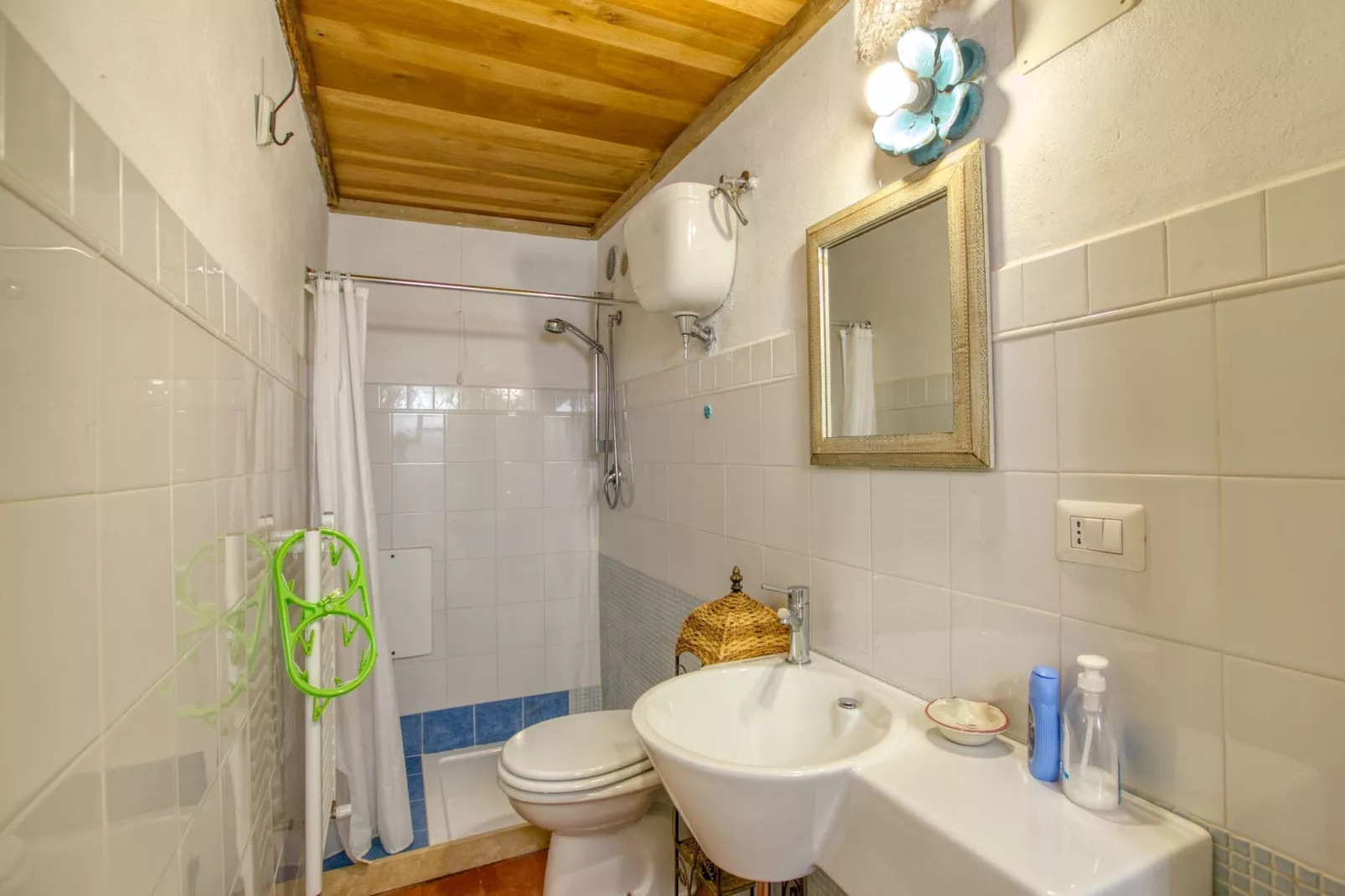 Villa Giuli-Bathroom