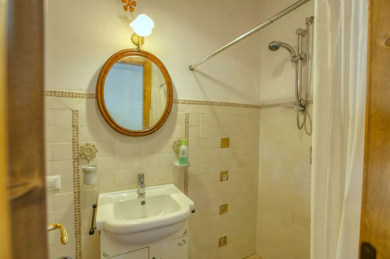 Villa Giuli-Bathroom