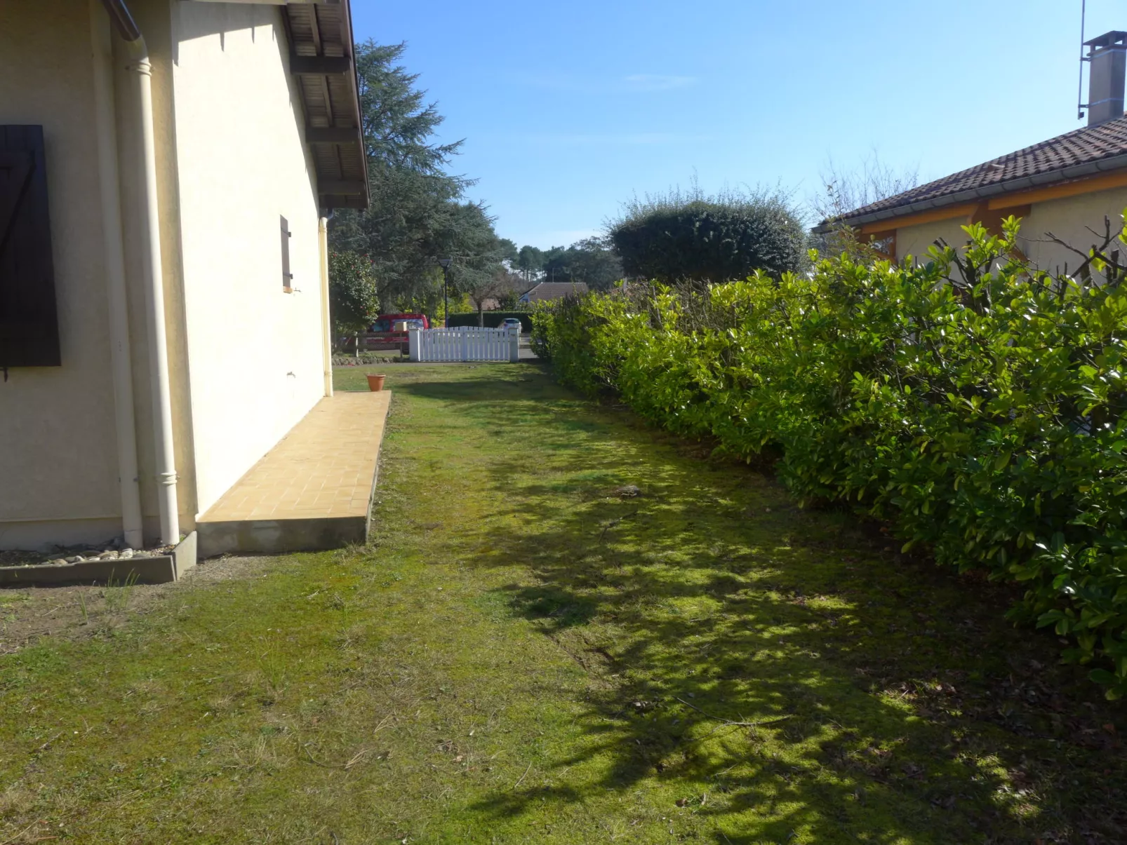 Mauriac-Outside