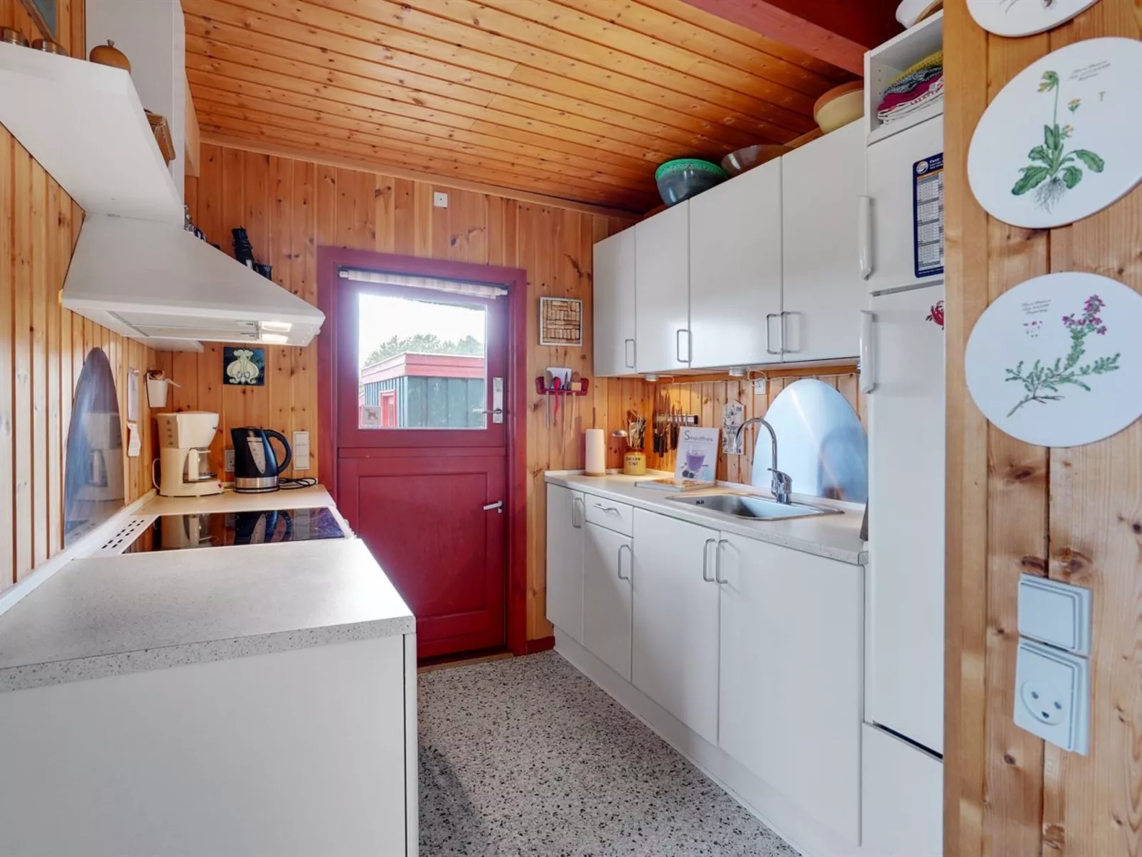 "Larsen" - 900m from the sea-Inside
