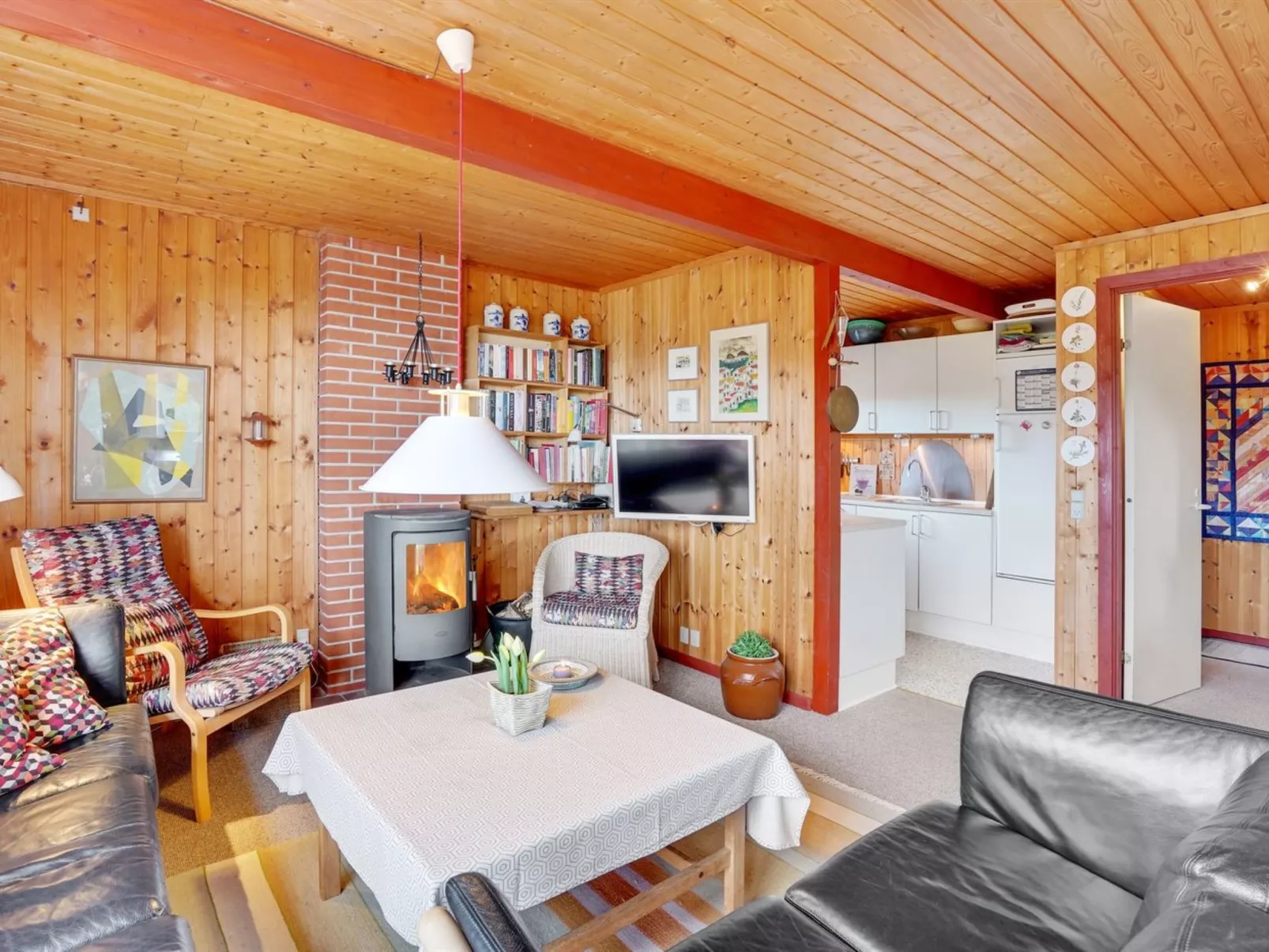 "Larsen" - 900m from the sea-Inside