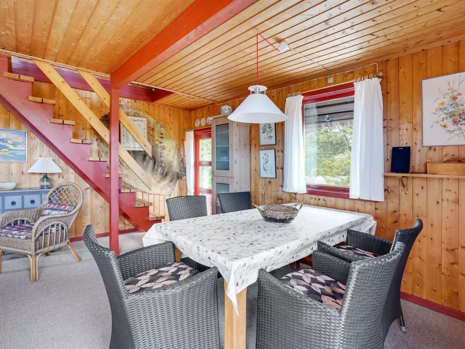 "Larsen" - 900m from the sea-Inside