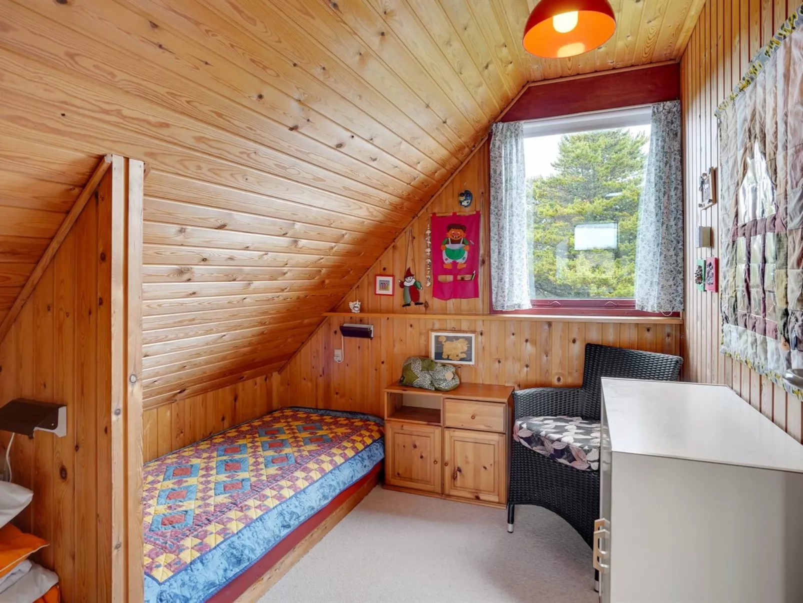 "Larsen" - 900m from the sea-Inside