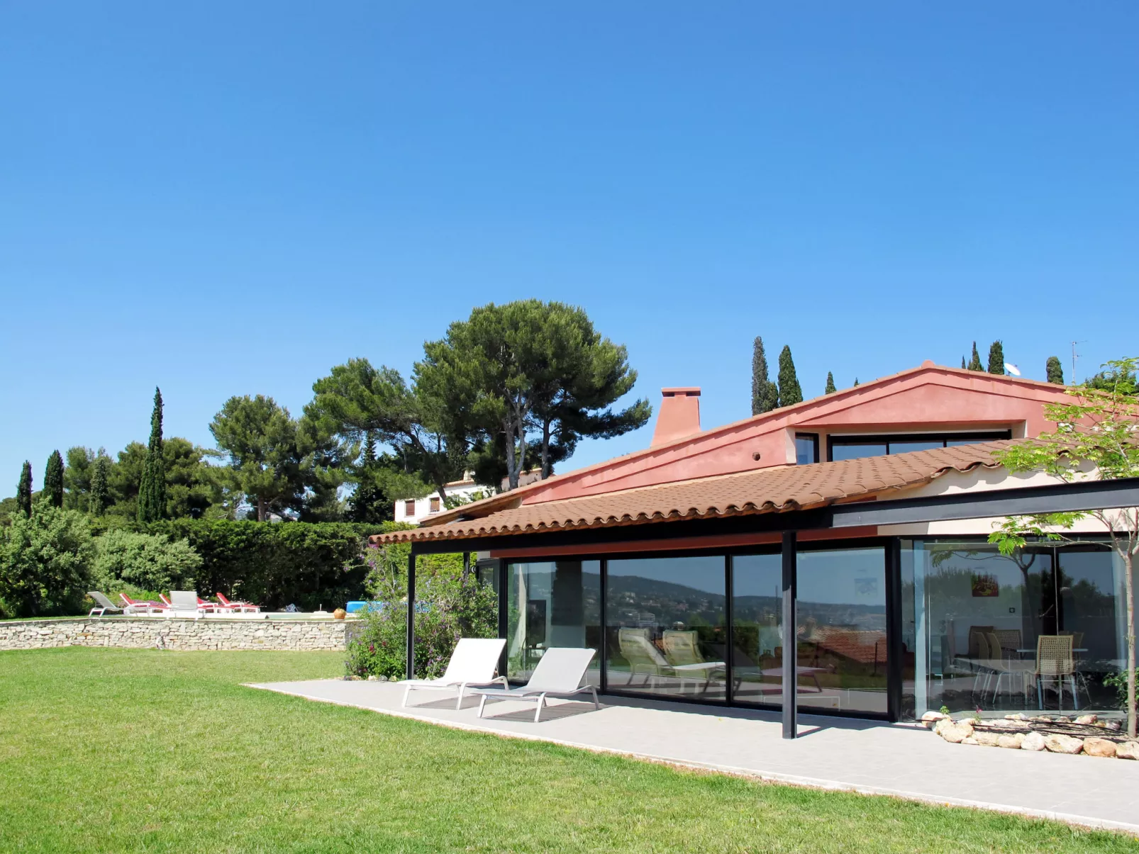 Baie de Bandol-Outside