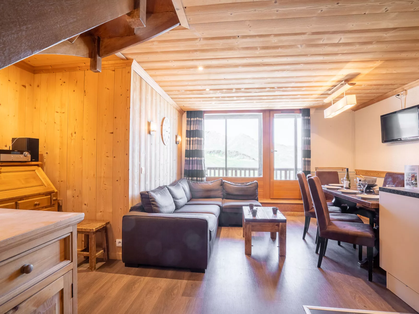 Lac Blanc 704-Inside