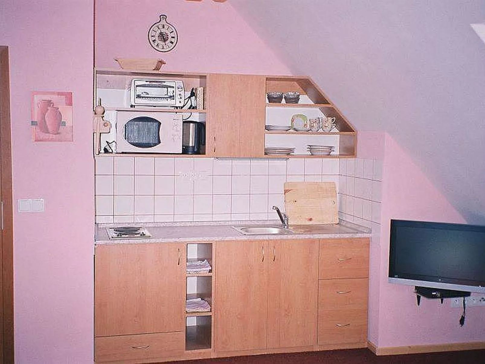 Chlívce u Hronova-Inside