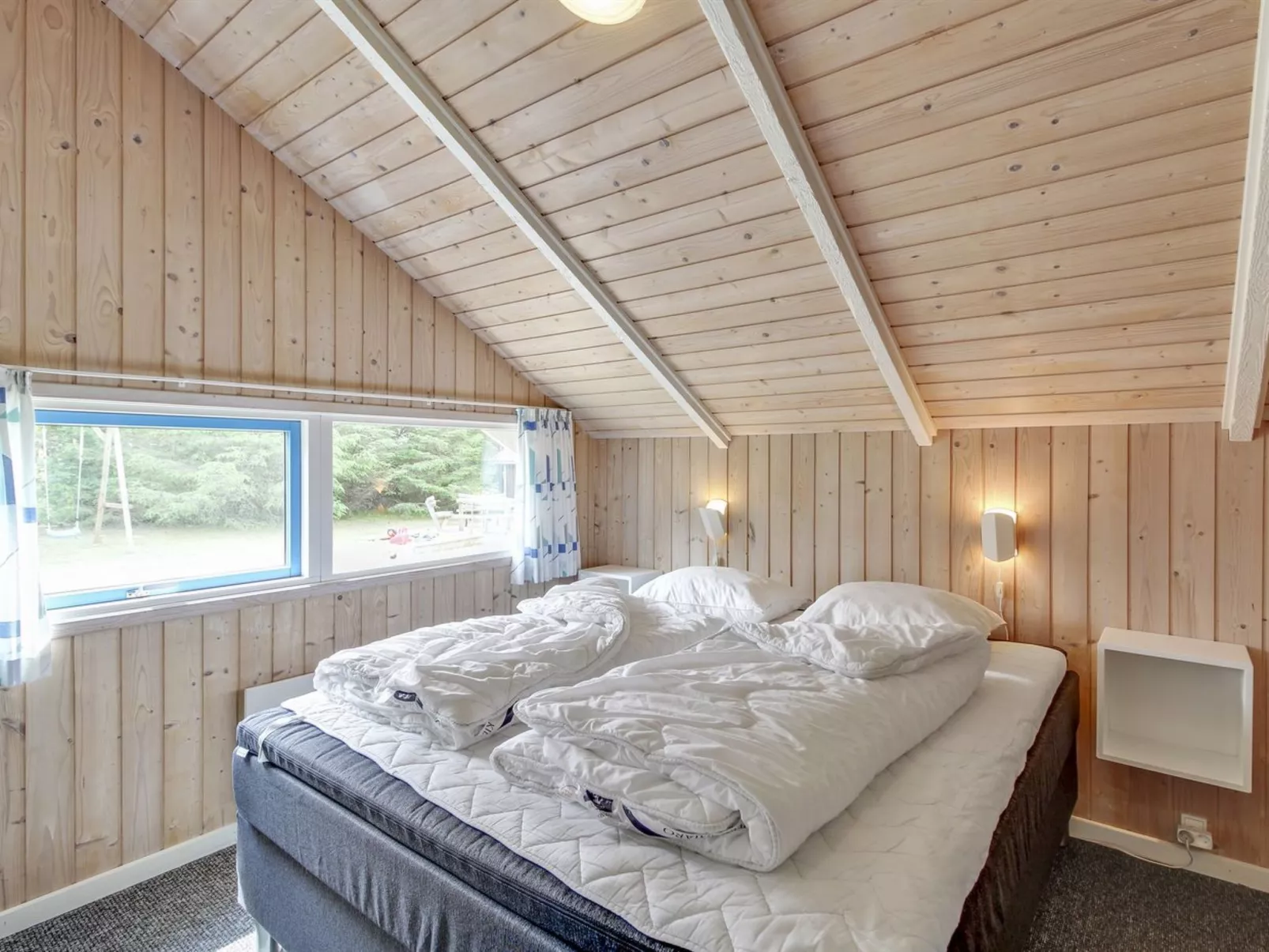 "Dedo" - 300m from the sea-Inside