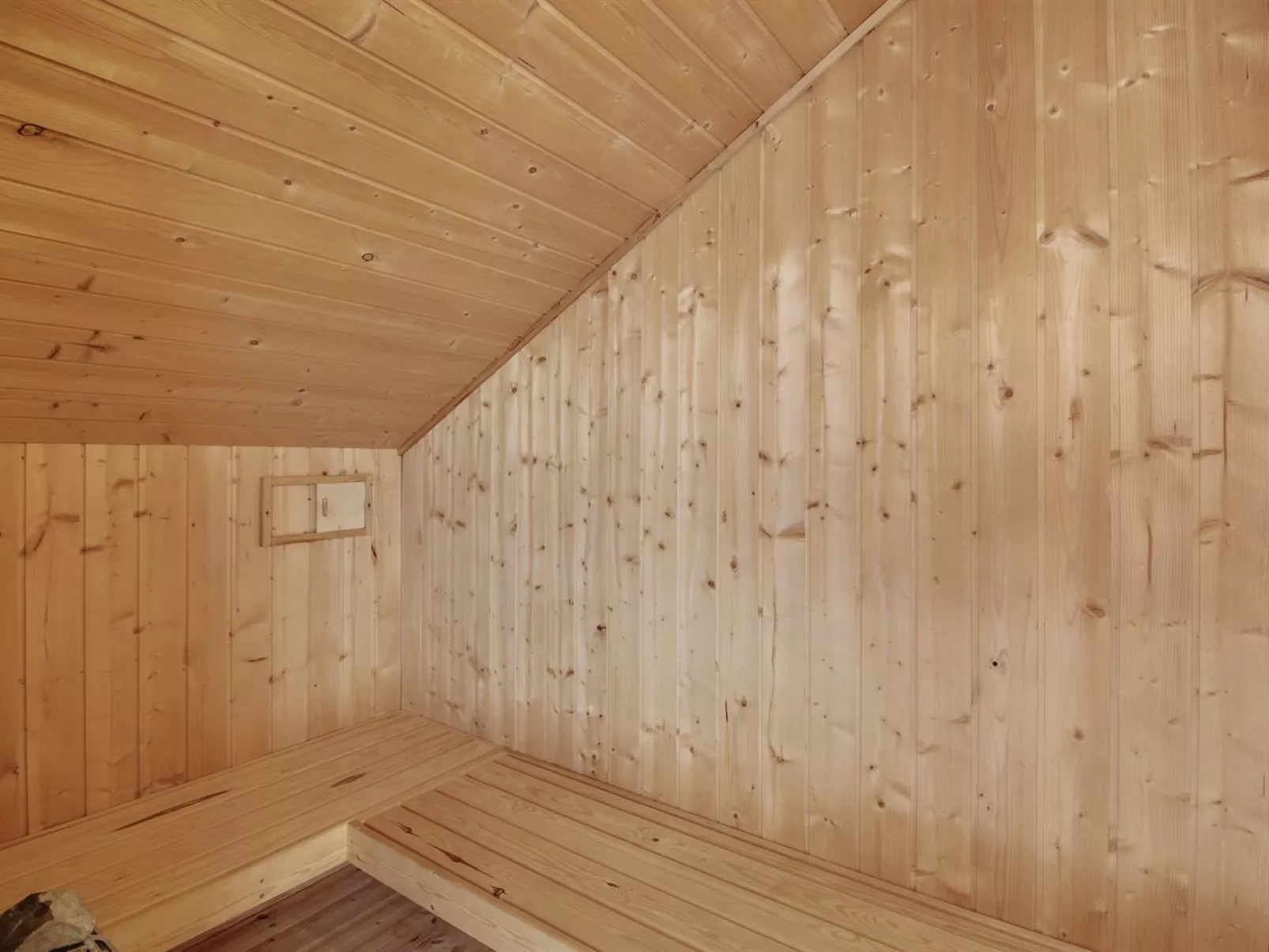 "Dedo" - 300m from the sea-Inside