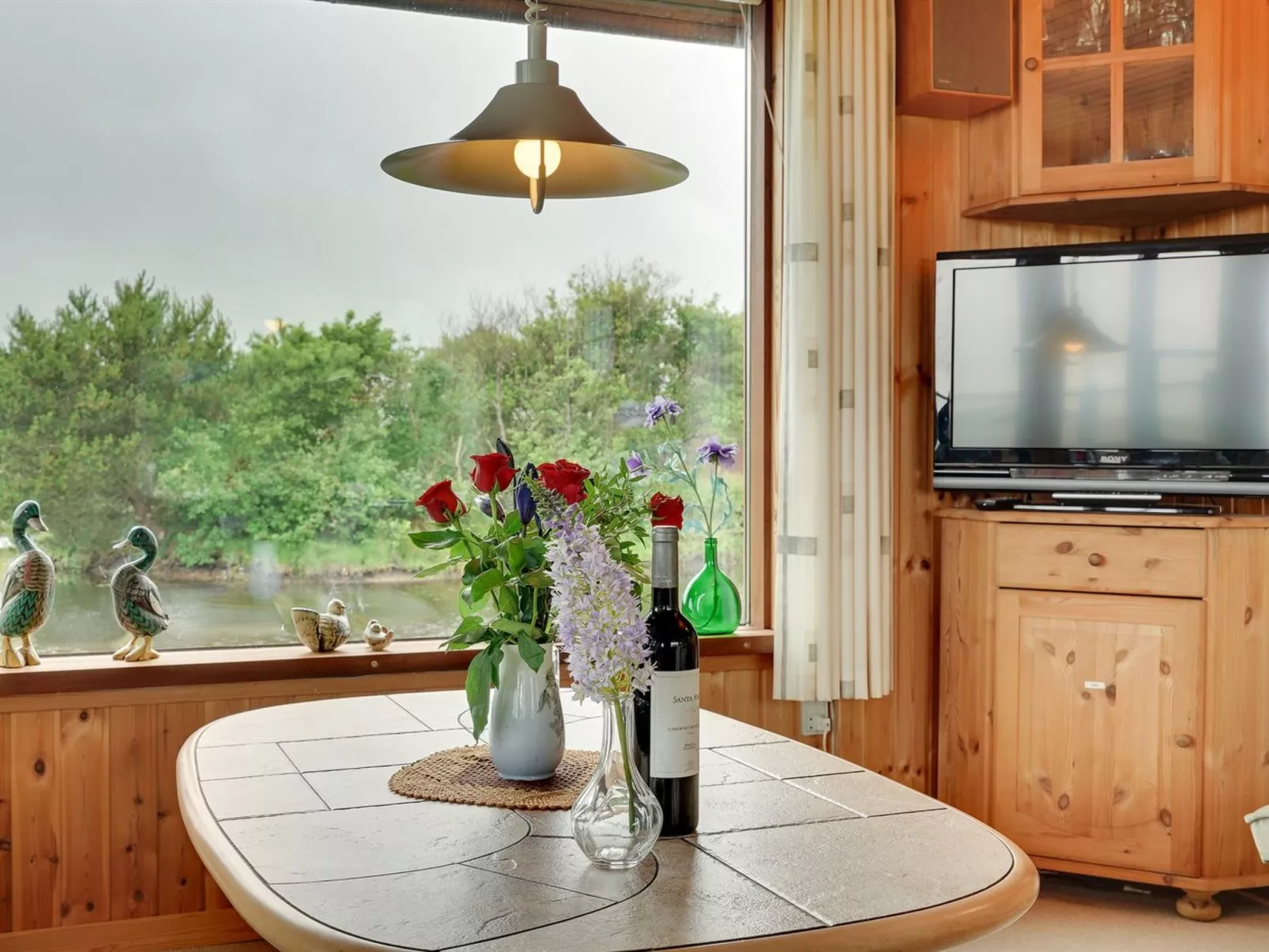 "Frigga" - 400m from the sea-Inside