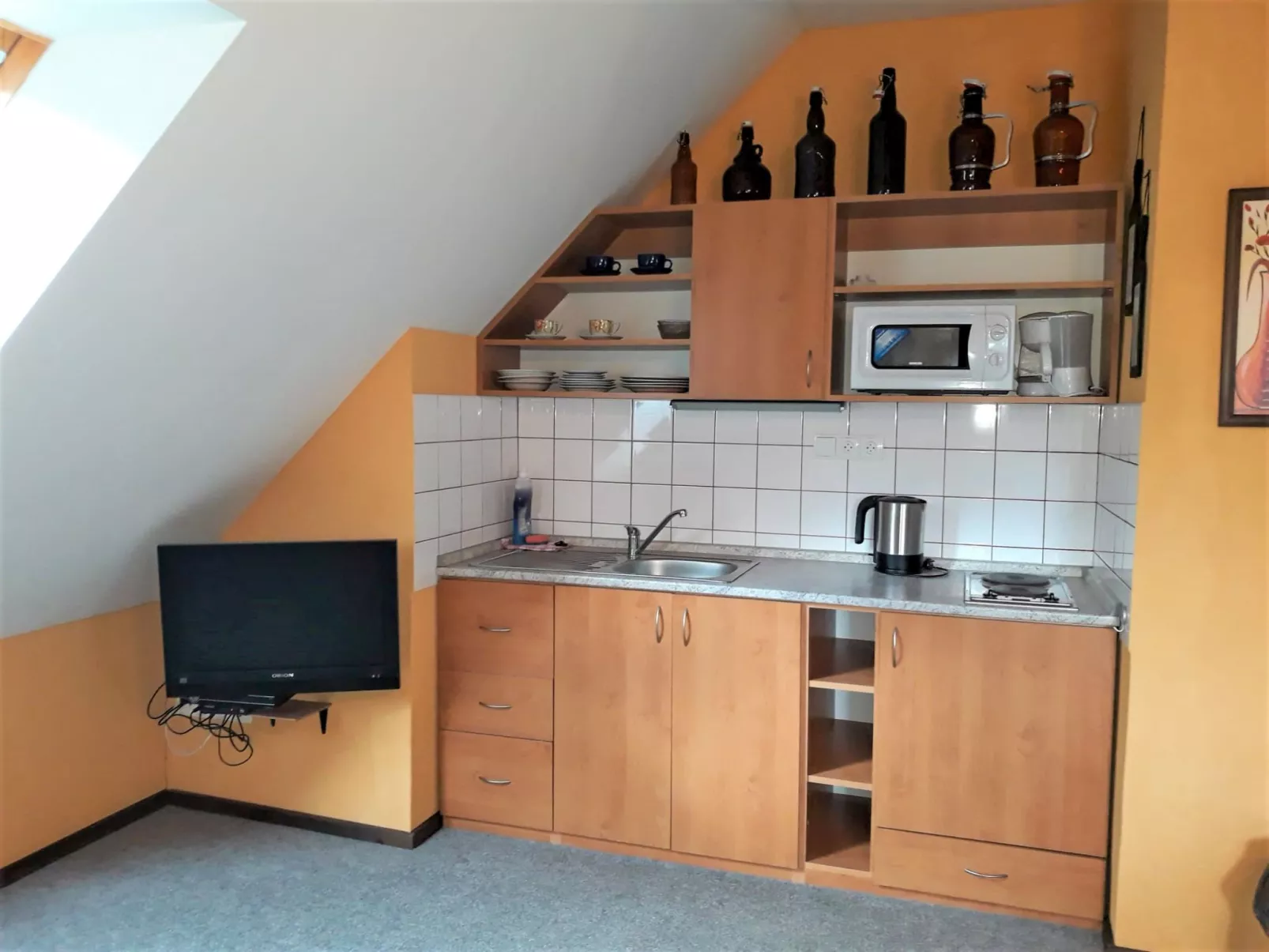 Chlívce u Hronova-Drinnen