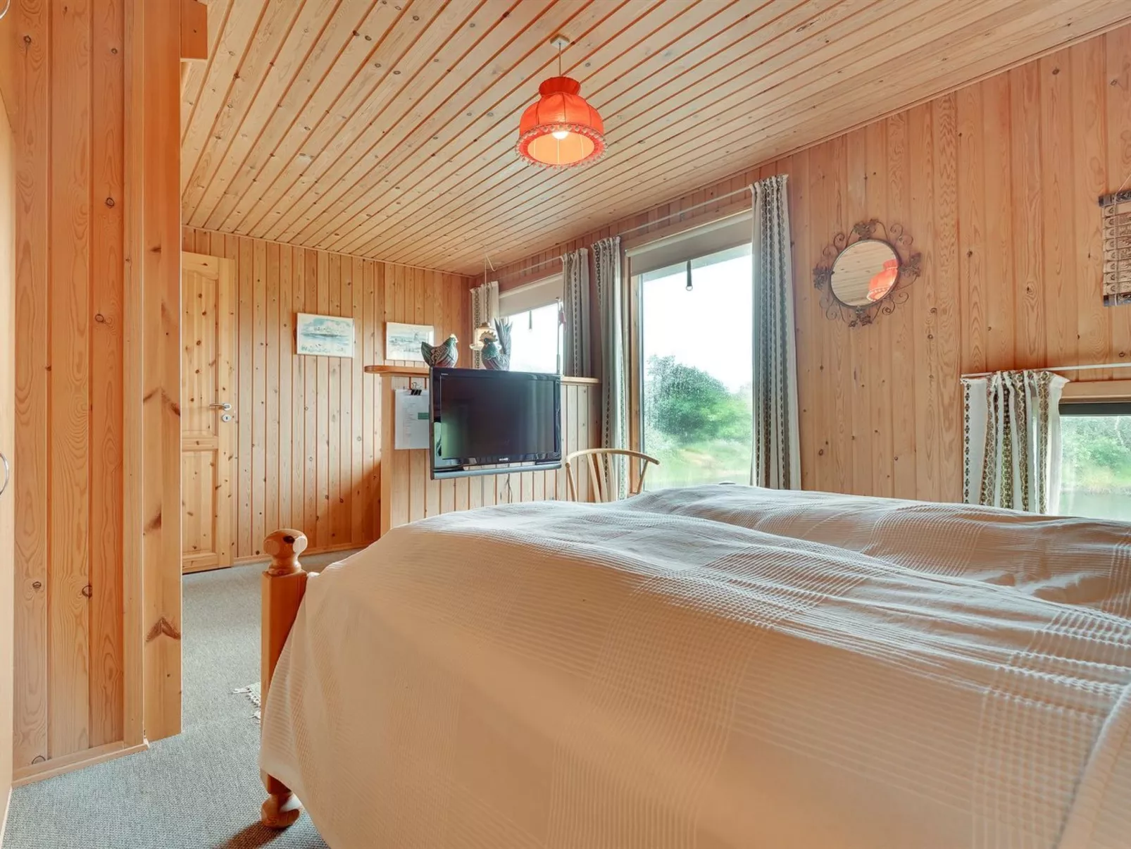 "Frigga" - 400m from the sea-Inside