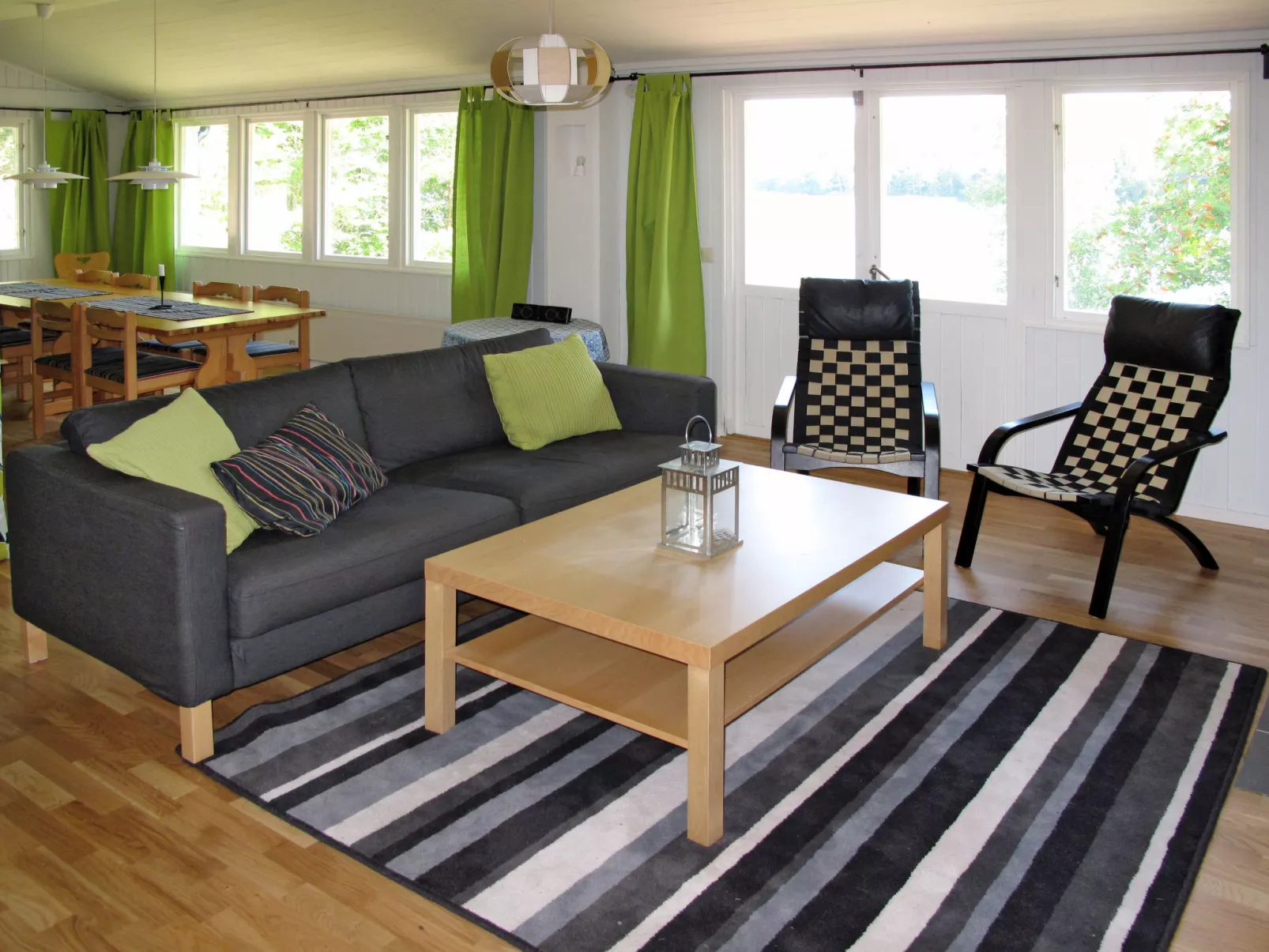 Munkhalla Utsikten-Inside