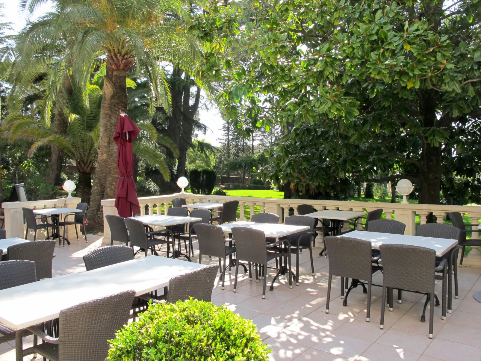 Cannes-Inside