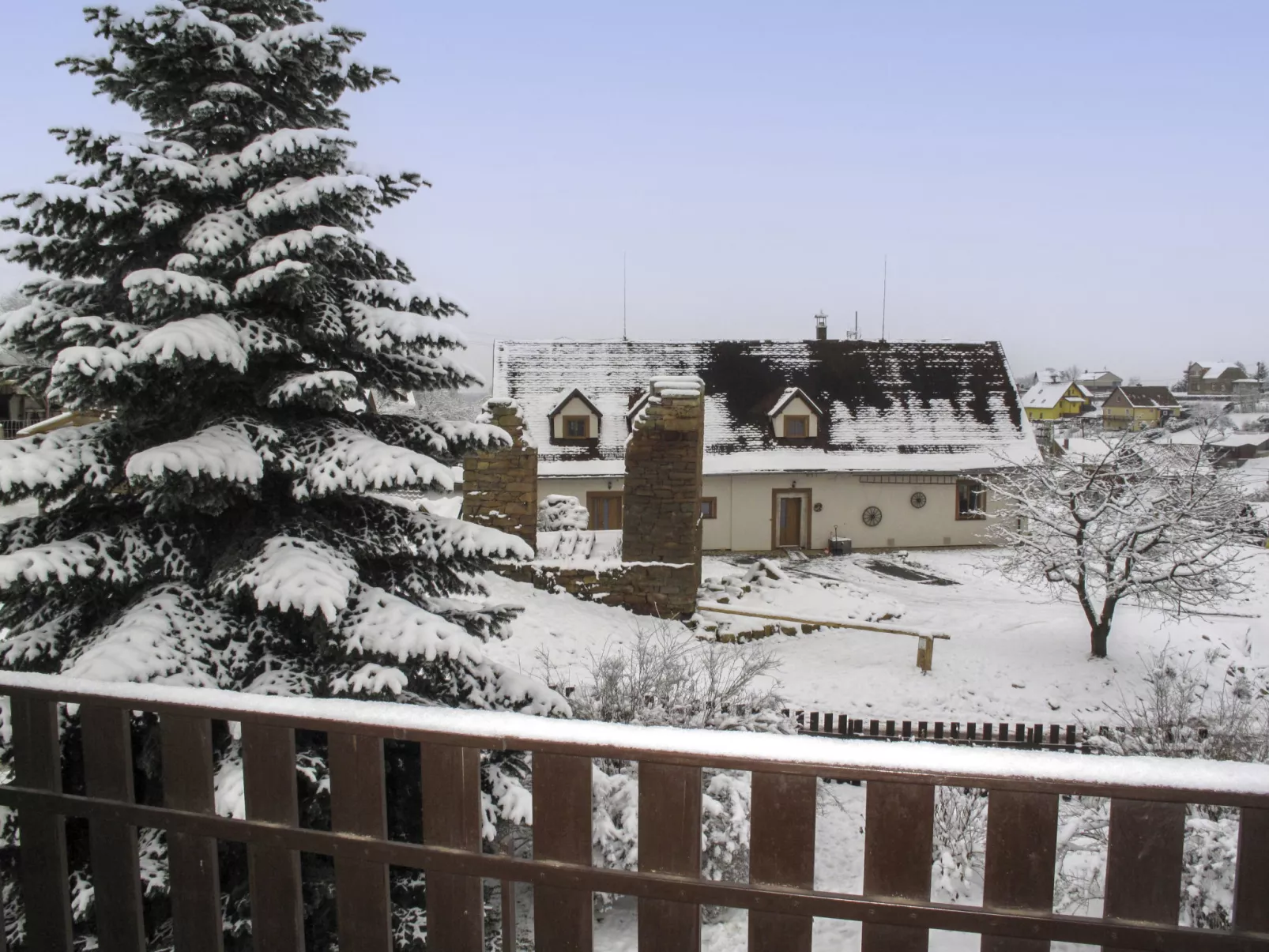 Červený Kostelec-Outside