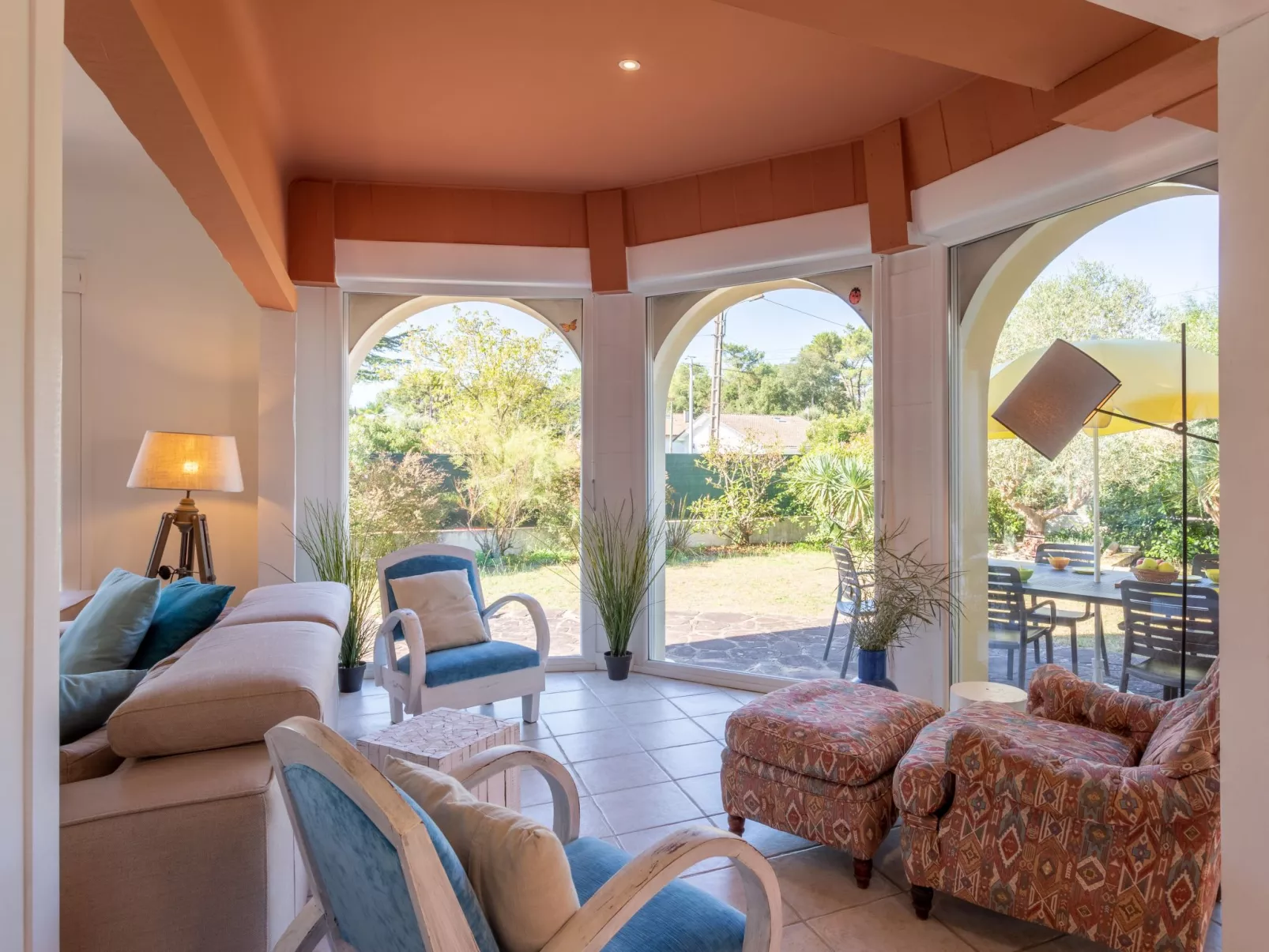 Ile de France-Inside