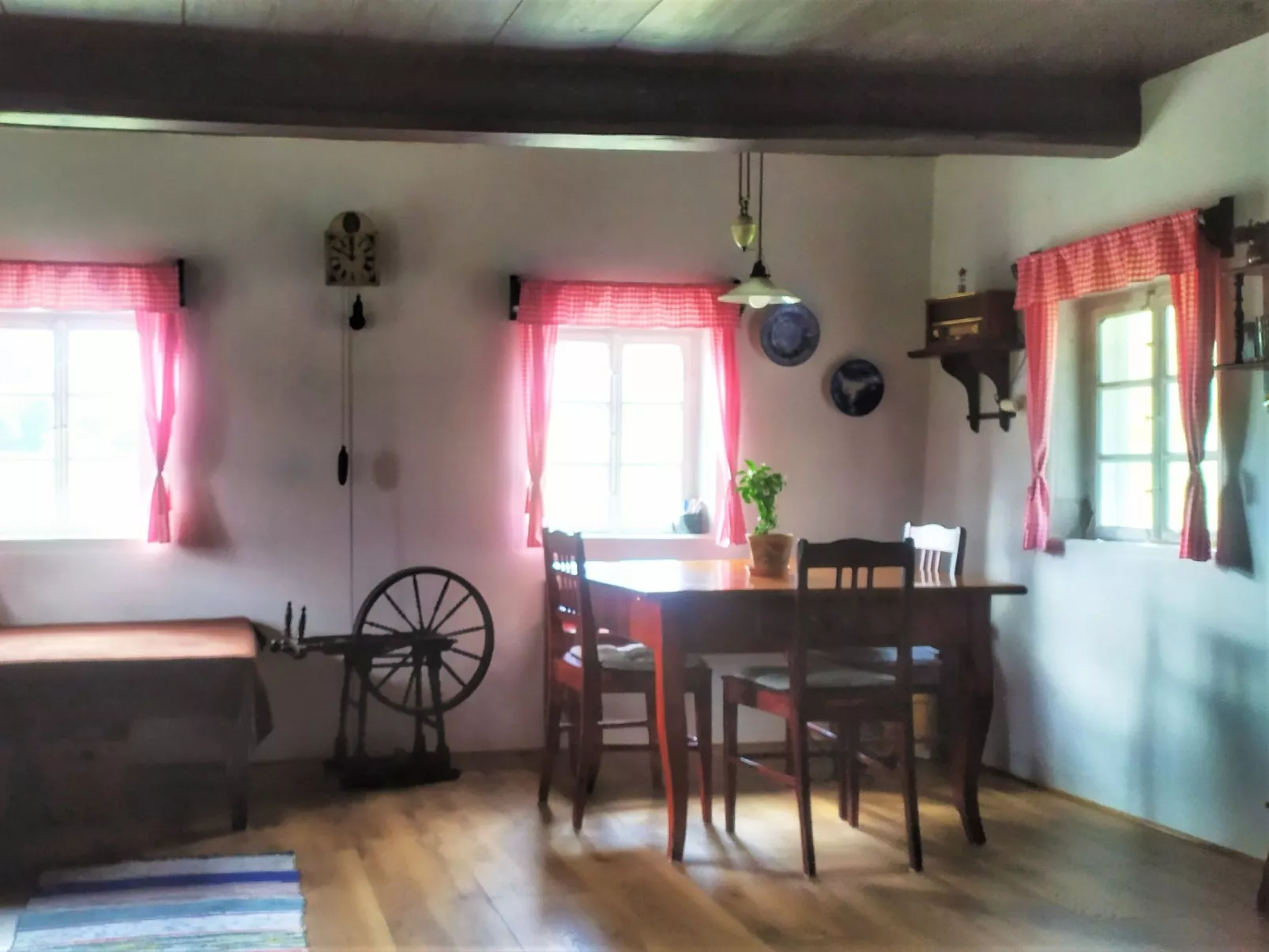 Zdoňov-Inside