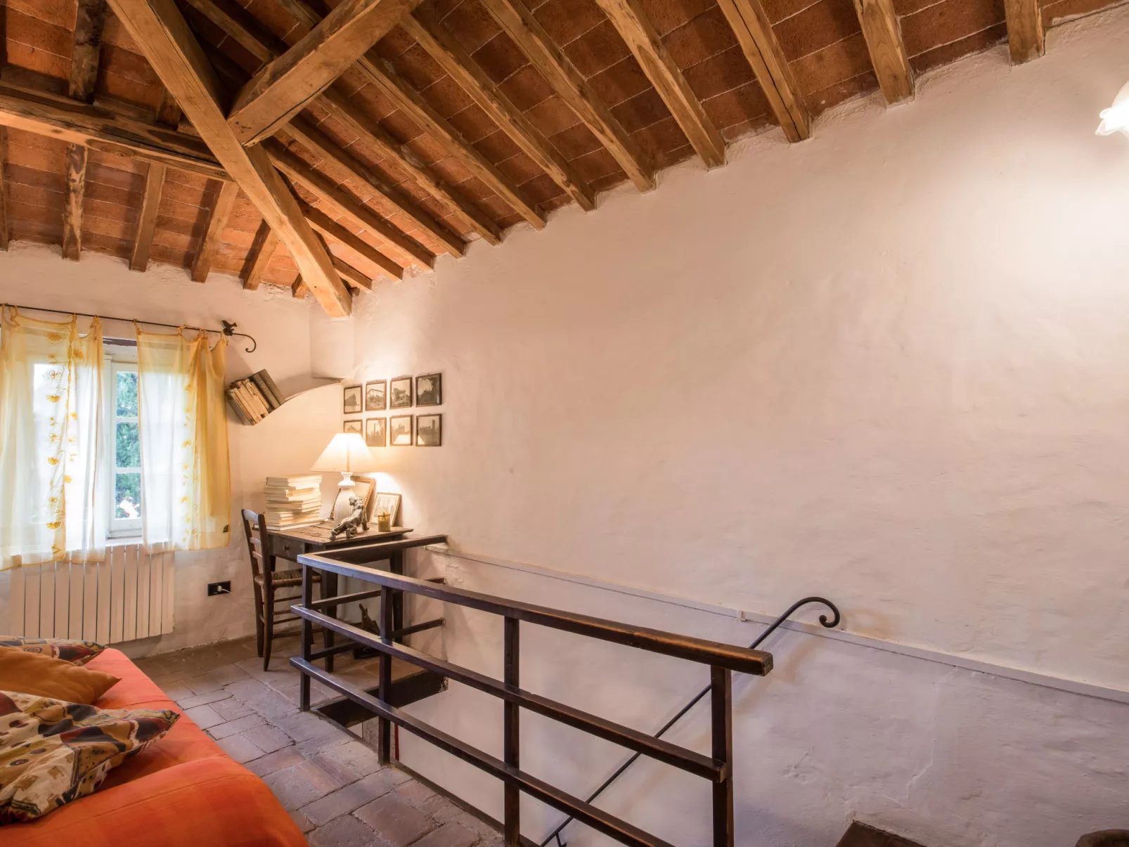 Casaccia-Inside