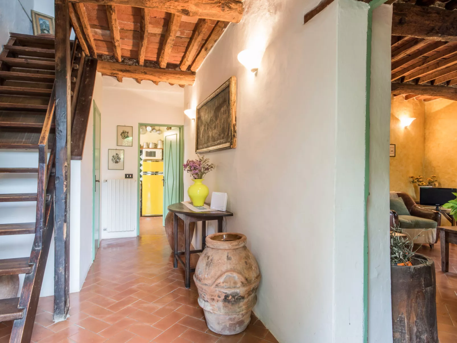 Casaccia-Inside