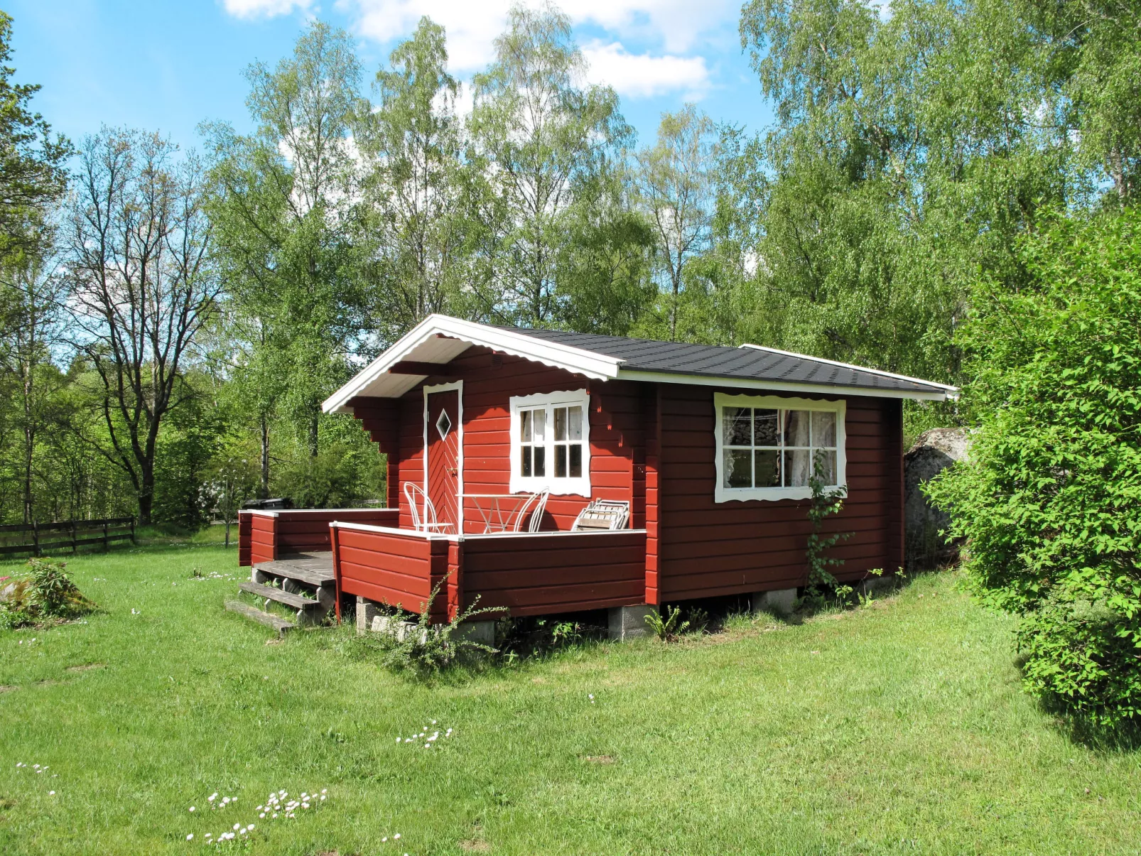 Munkhalla Morgonsolen-Outside