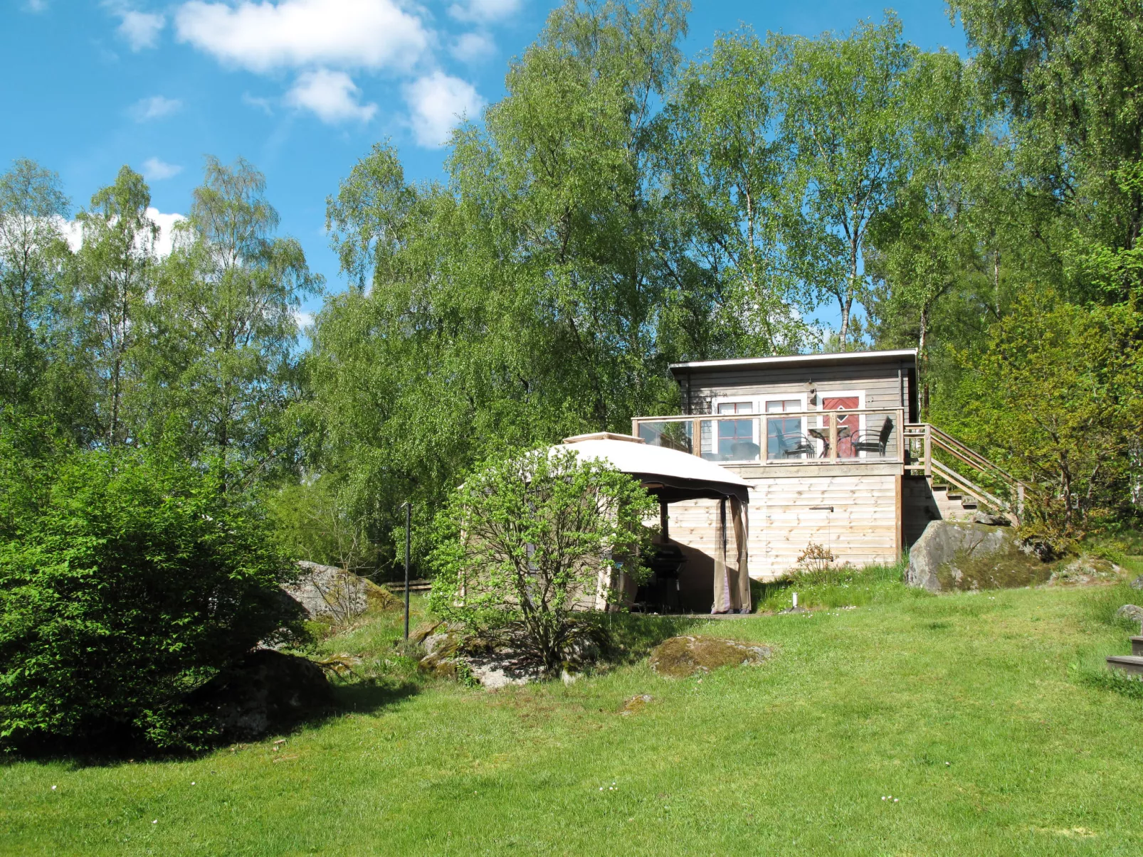 Munkhalla Morgonsolen-Outside