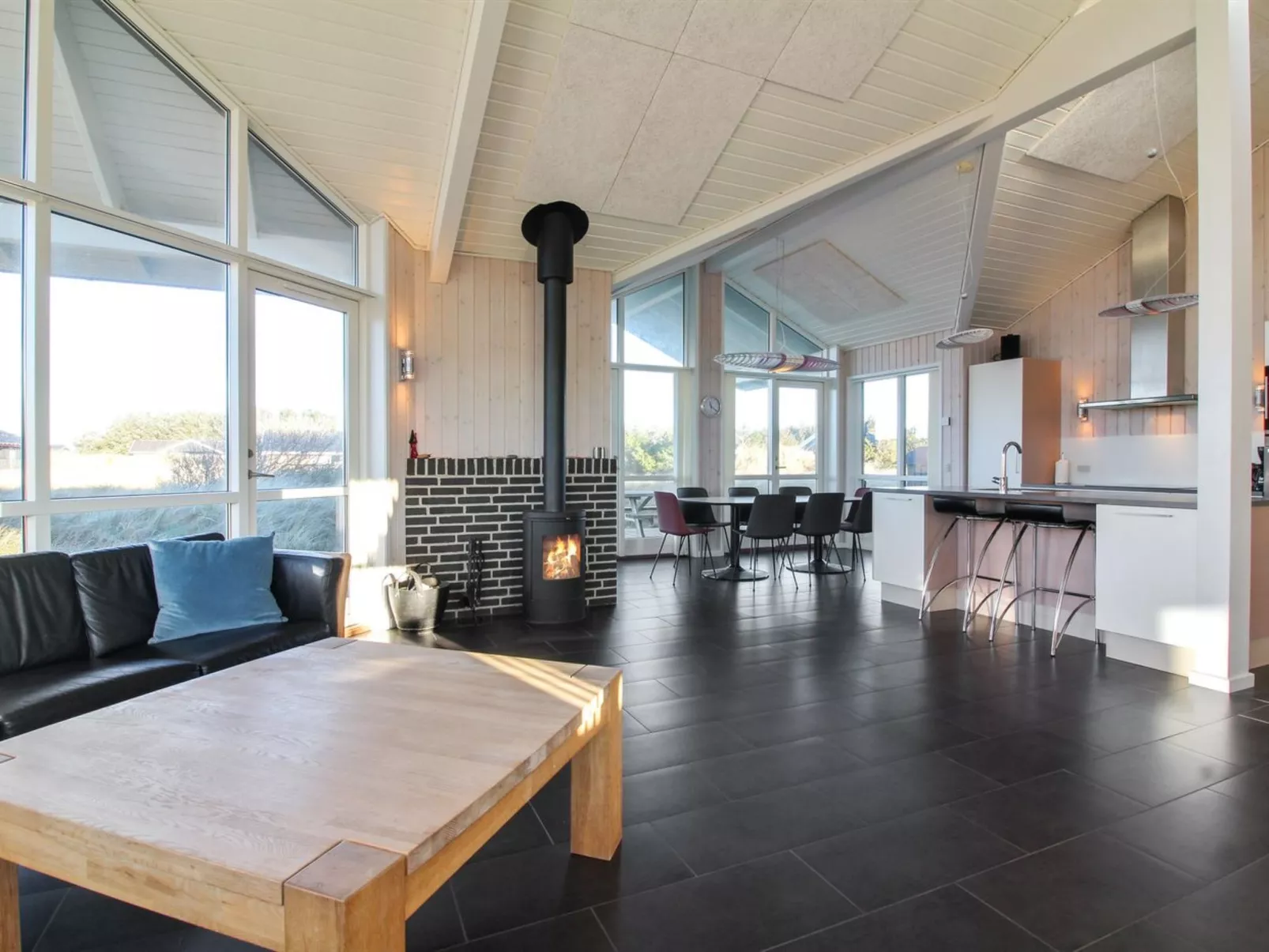 "Eskil" - 656m from the sea-Inside
