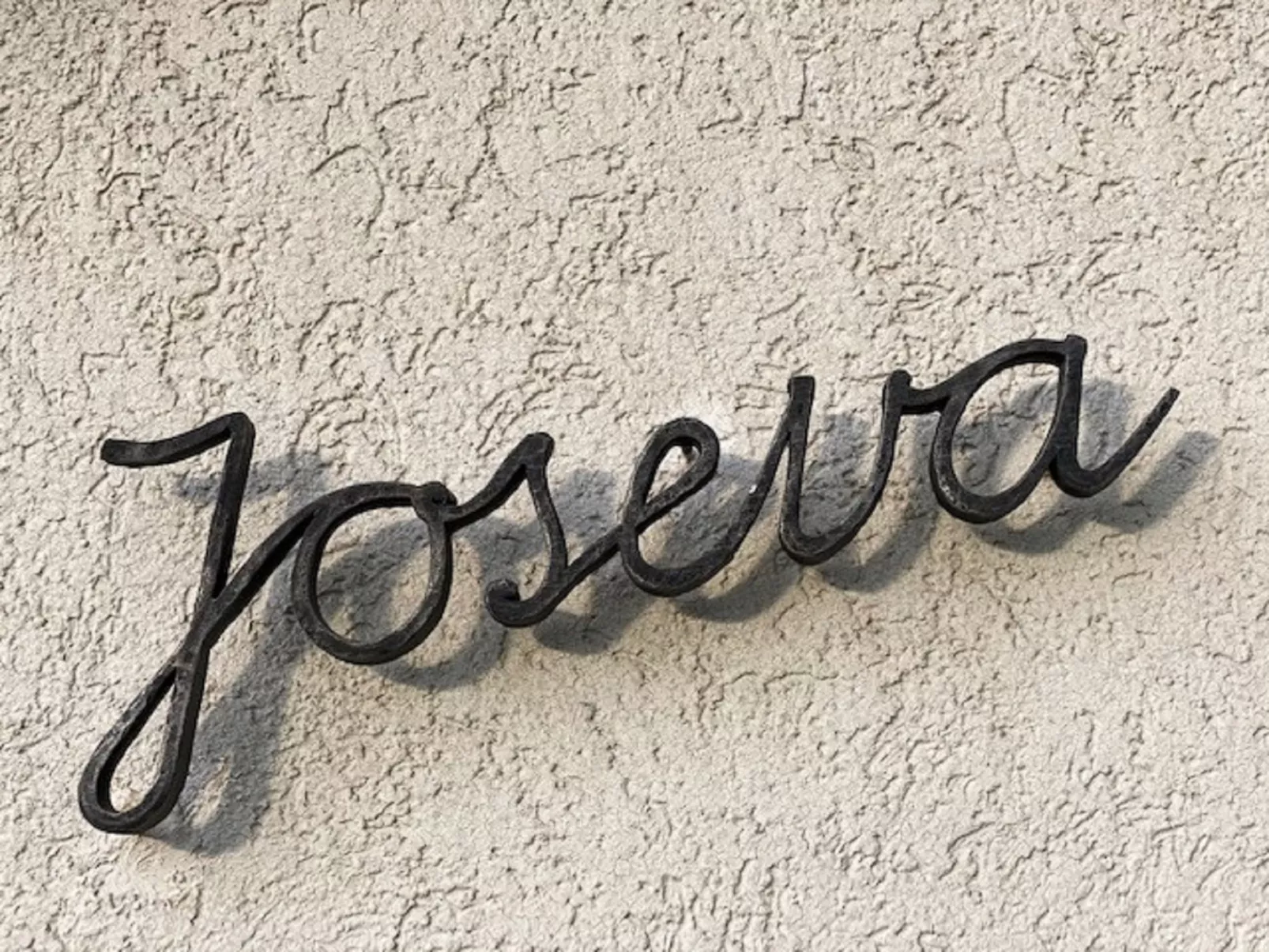Joseva-Drinnen