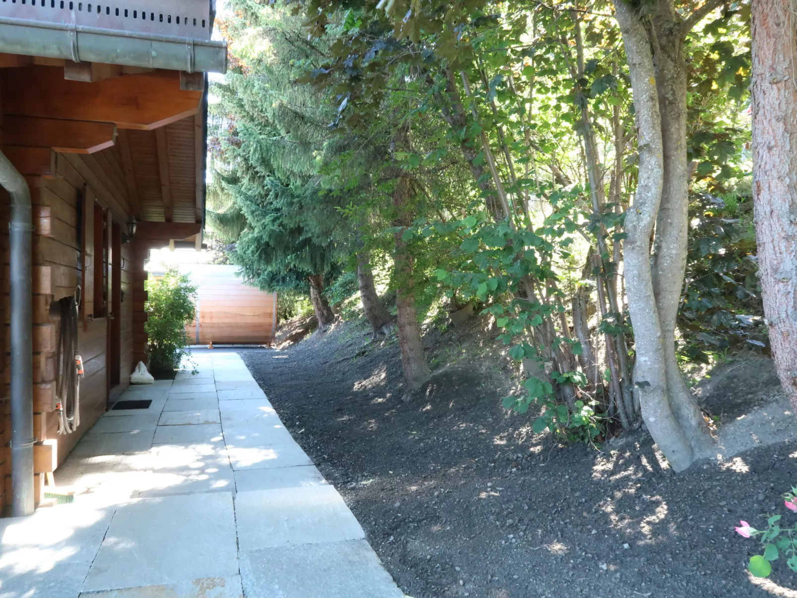 Dolce Cabane-Outside