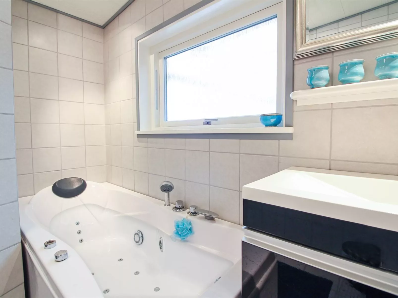 "Editha" - 800m from the sea-Drinnen