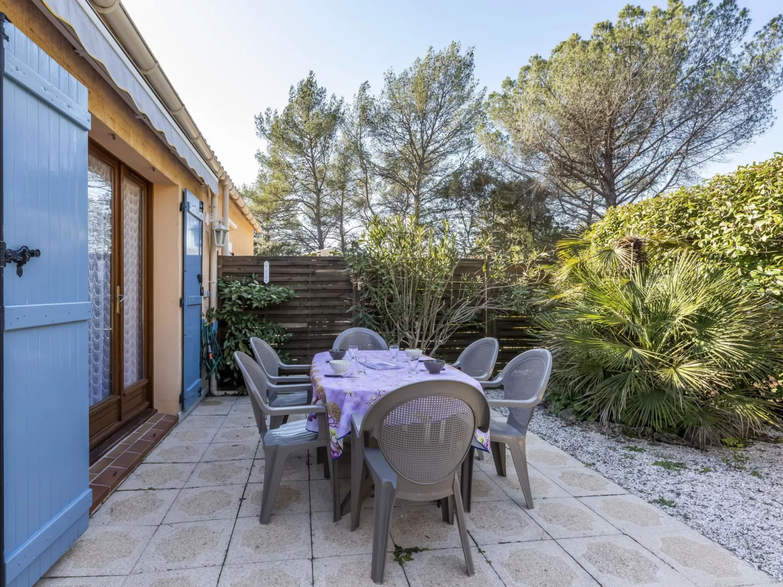Le Clos d'Azur 1-Outside