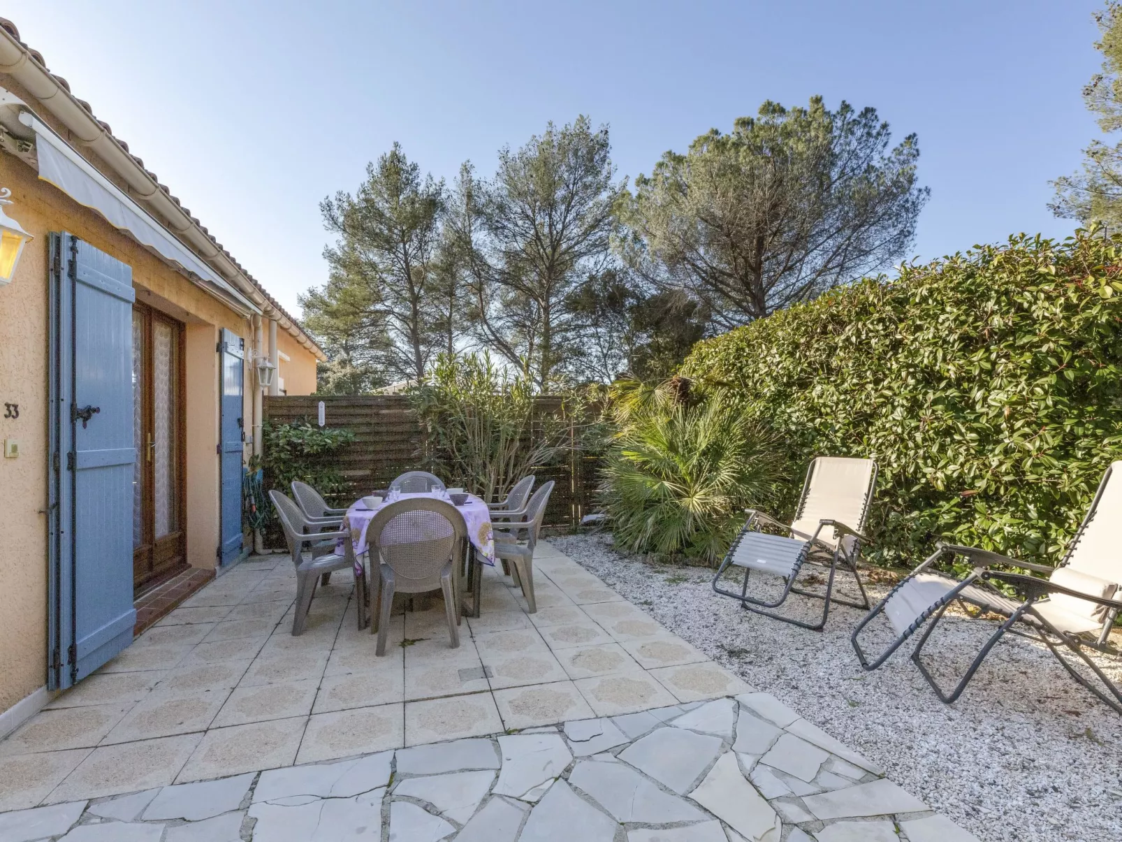 Le Clos d'Azur 1-Outside