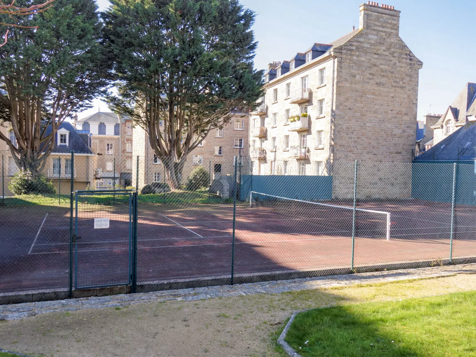 Résidence des Tennis-Outside