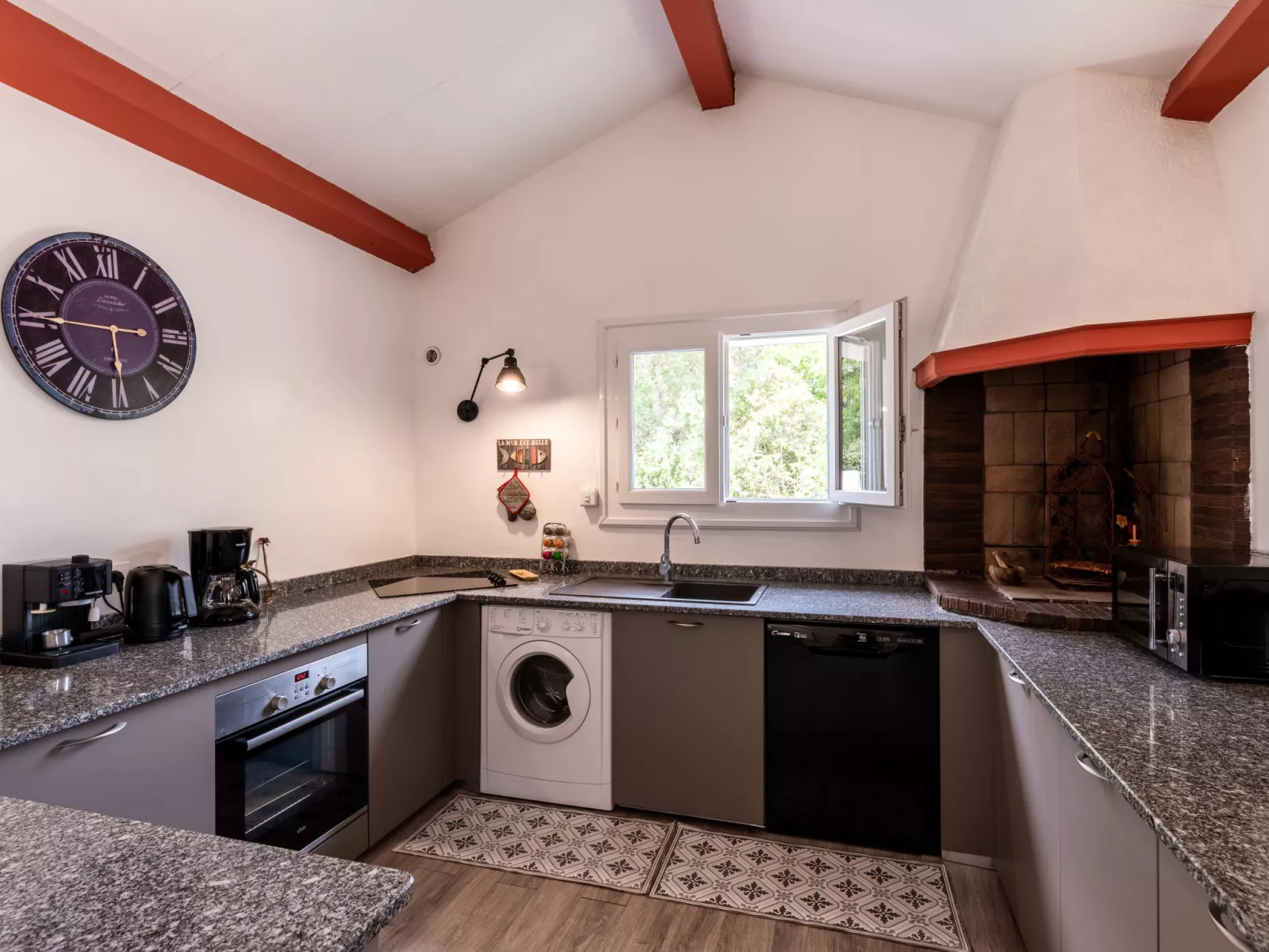 Maison Michel-Inside