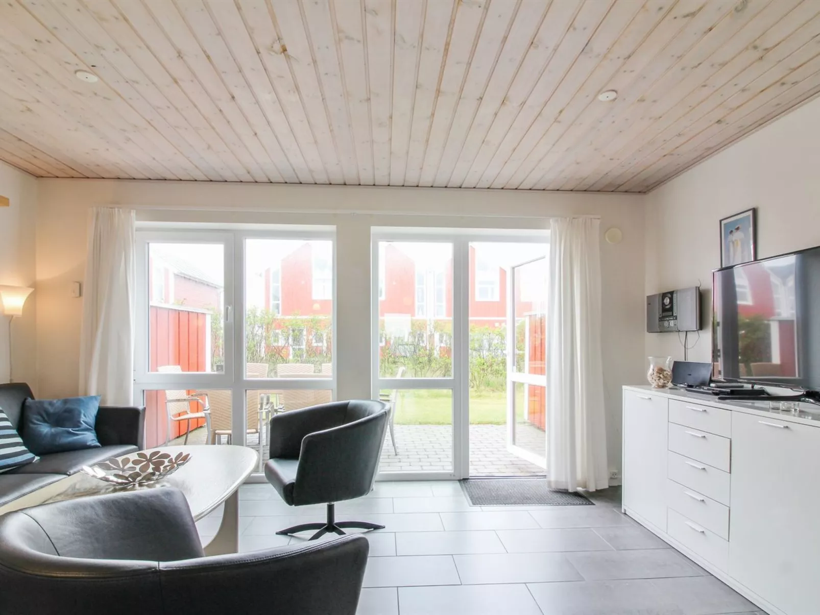"Aghi" - 800m from the sea-Inside