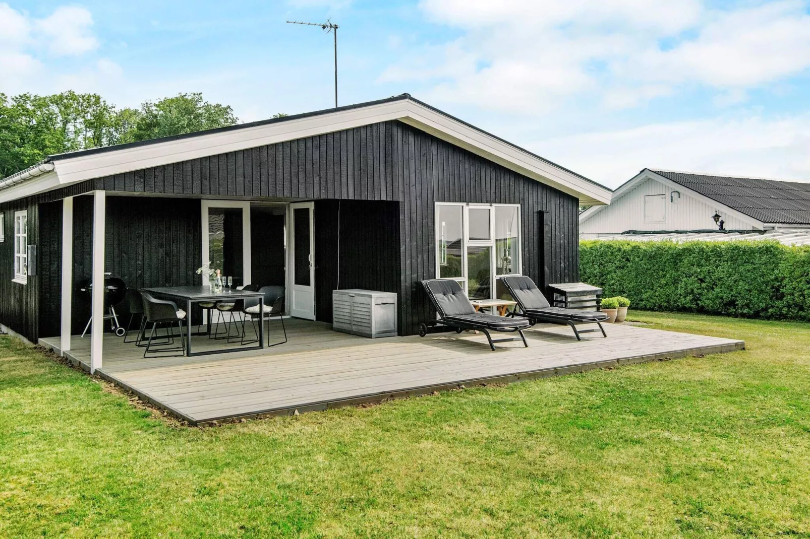 Retraite Renovee en Bord de l  Eau-By Traum