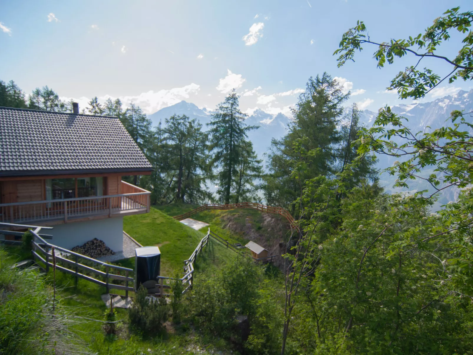 Chalet Manson-Outside