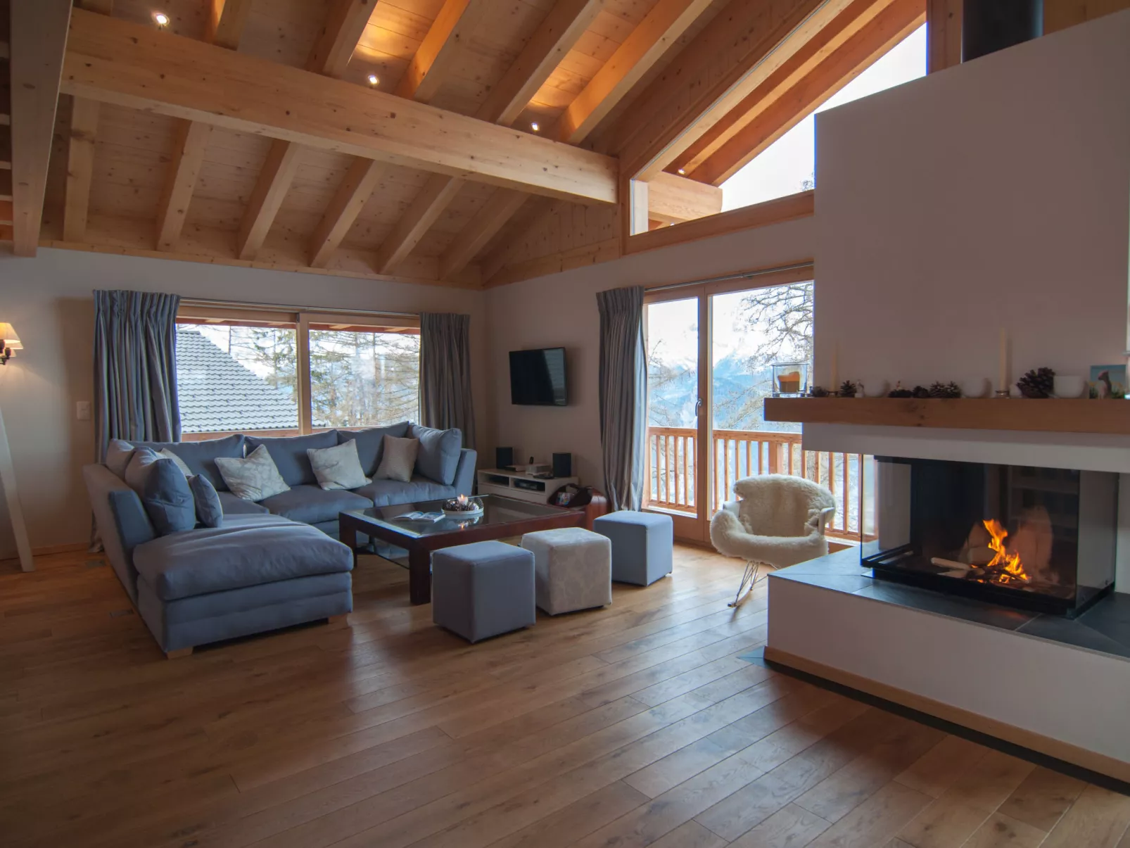 Chalet Manson-Inside