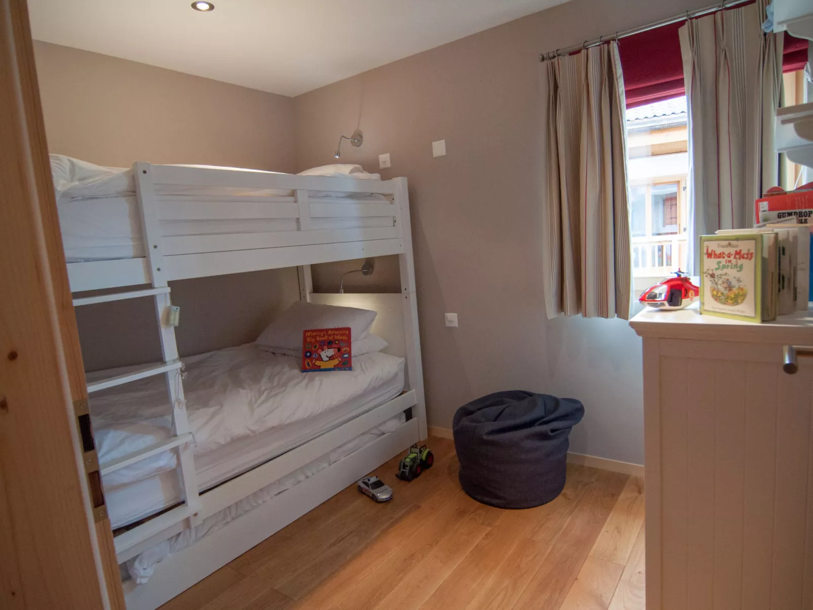 Chalet Manson-Inside