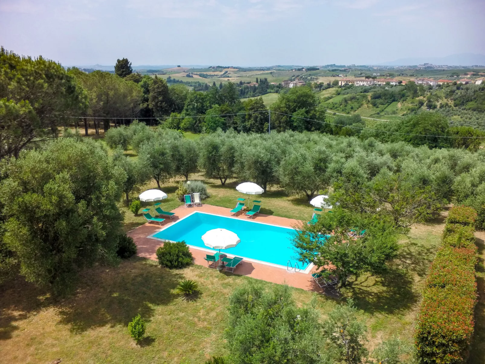 Il Leccio-Outside
