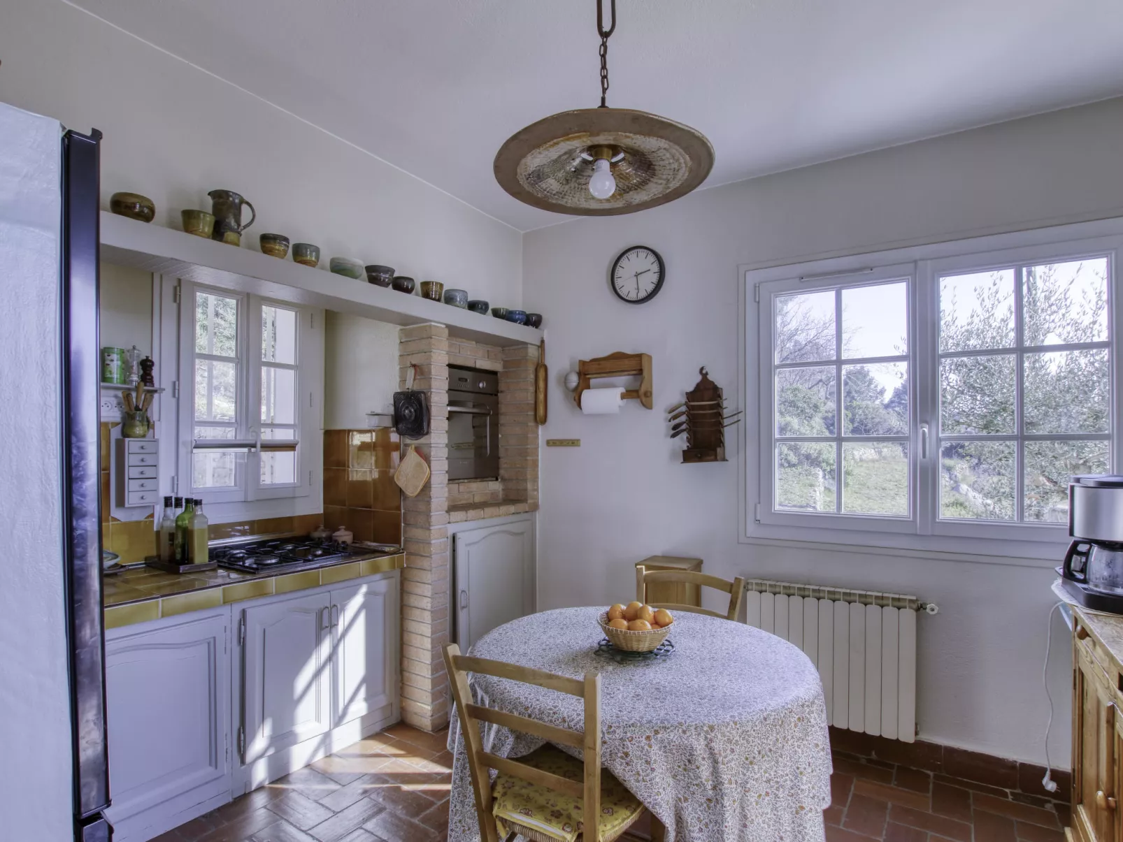 Le Mas de la Poterie-Inside