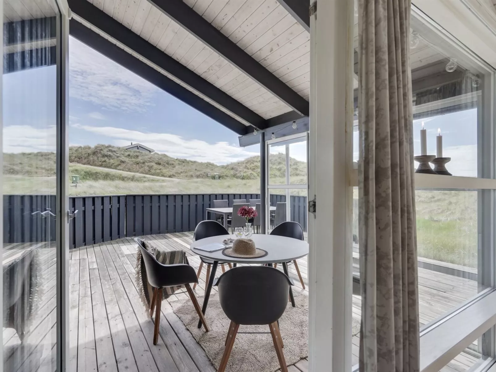 "Nielsigne" - 400m from the sea-Outside