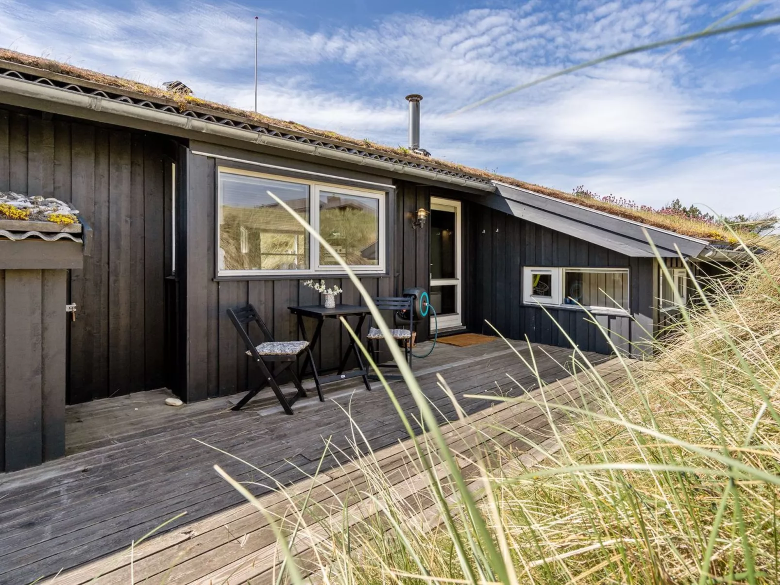 "Nielsigne" - 400m from the sea-Outside