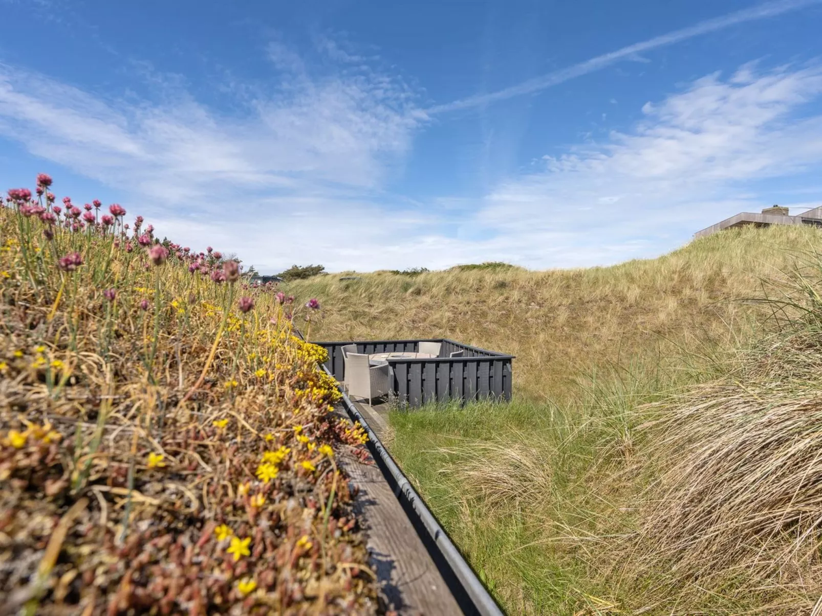 "Nielsigne" - 400m from the sea-Outside