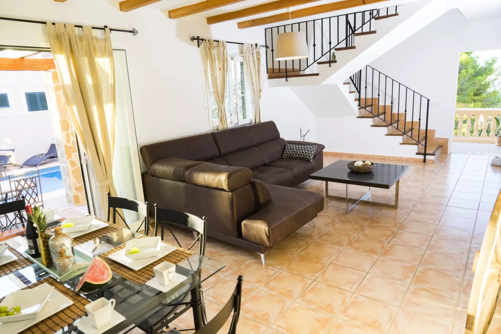 Los Geranios-Living room