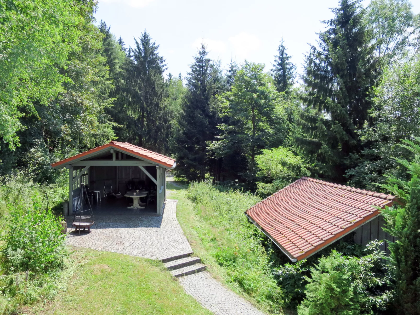 Kreuzbuche-Outside