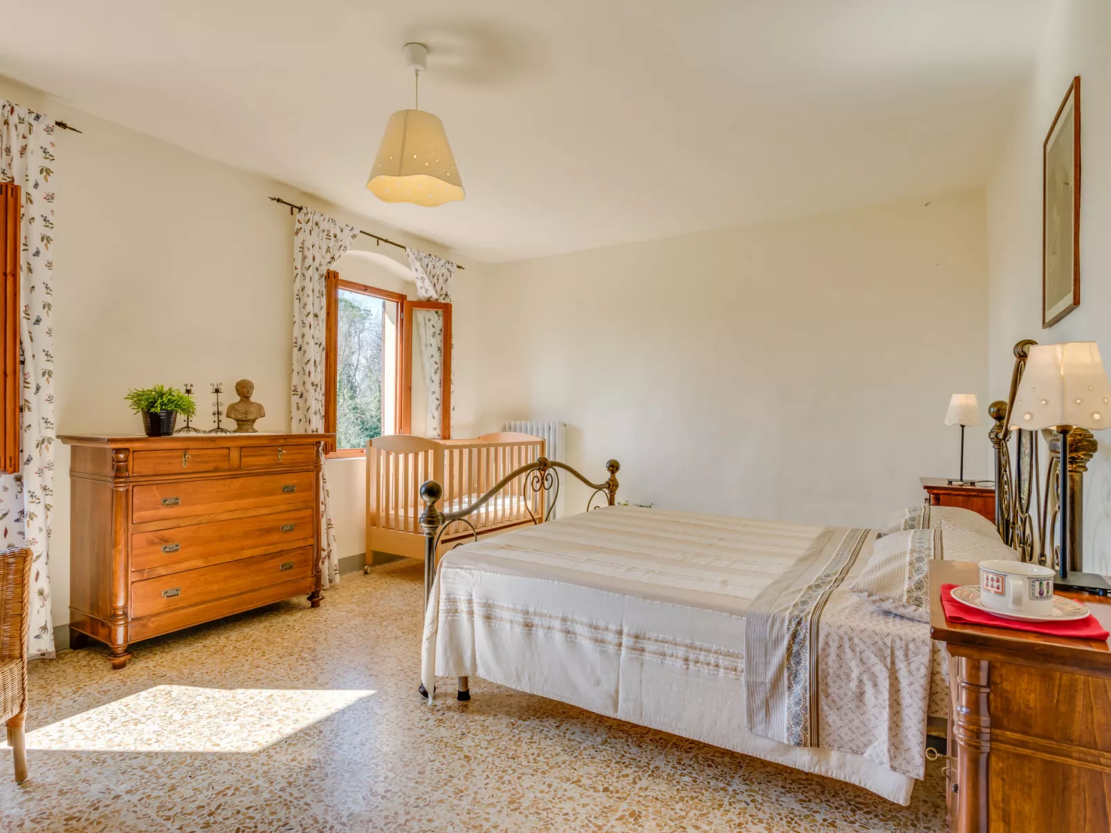 Beboli-Inside