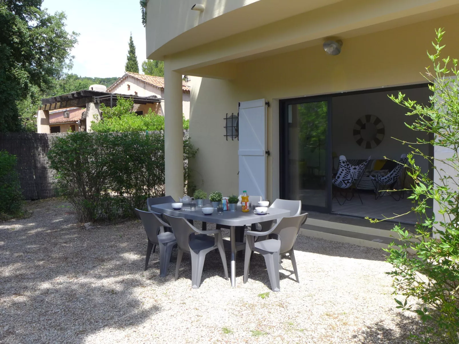 Résidence Le Clos des Lavandes-Dehors