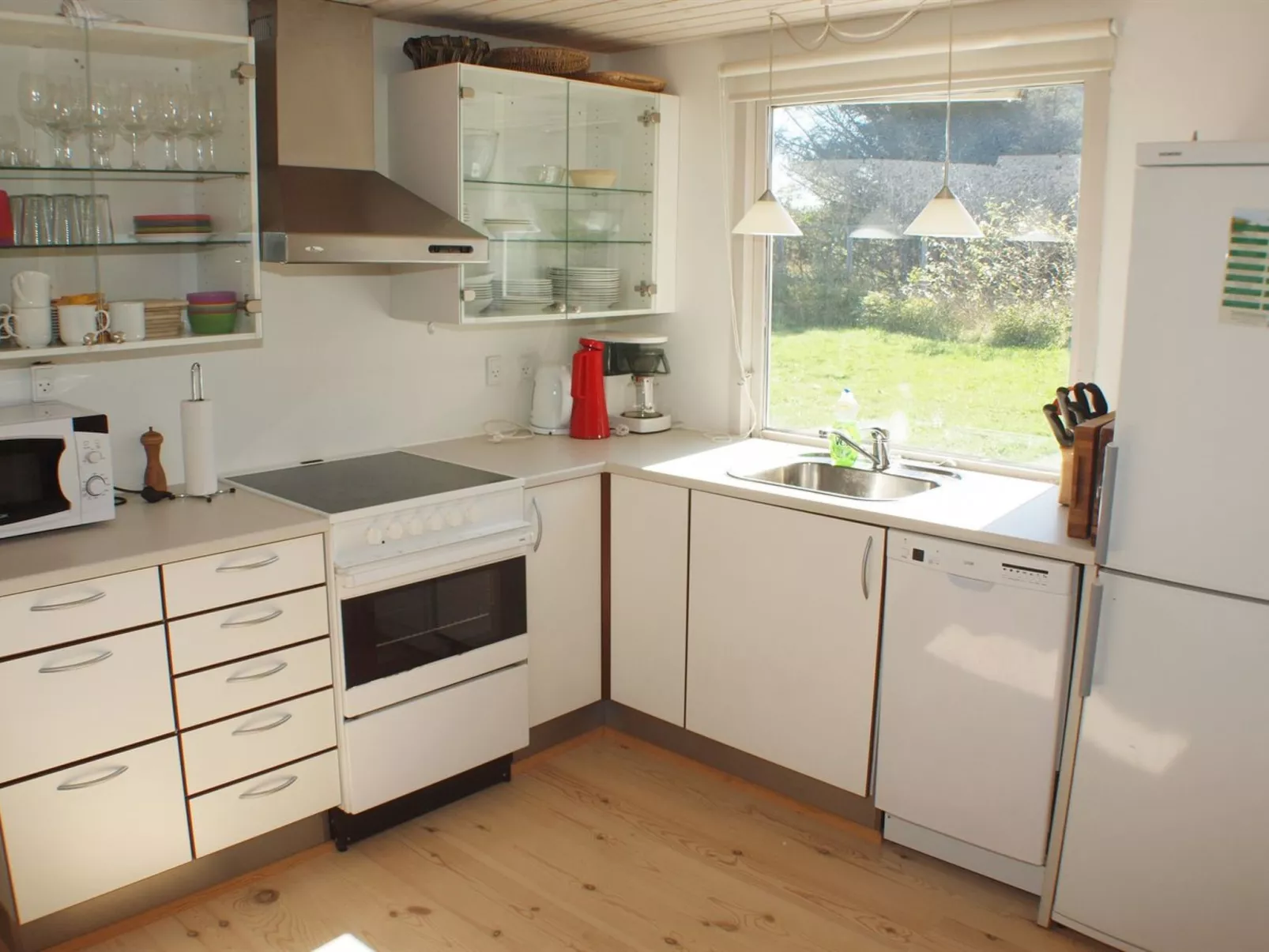"Lisabeth" - 250m from the sea-Inside