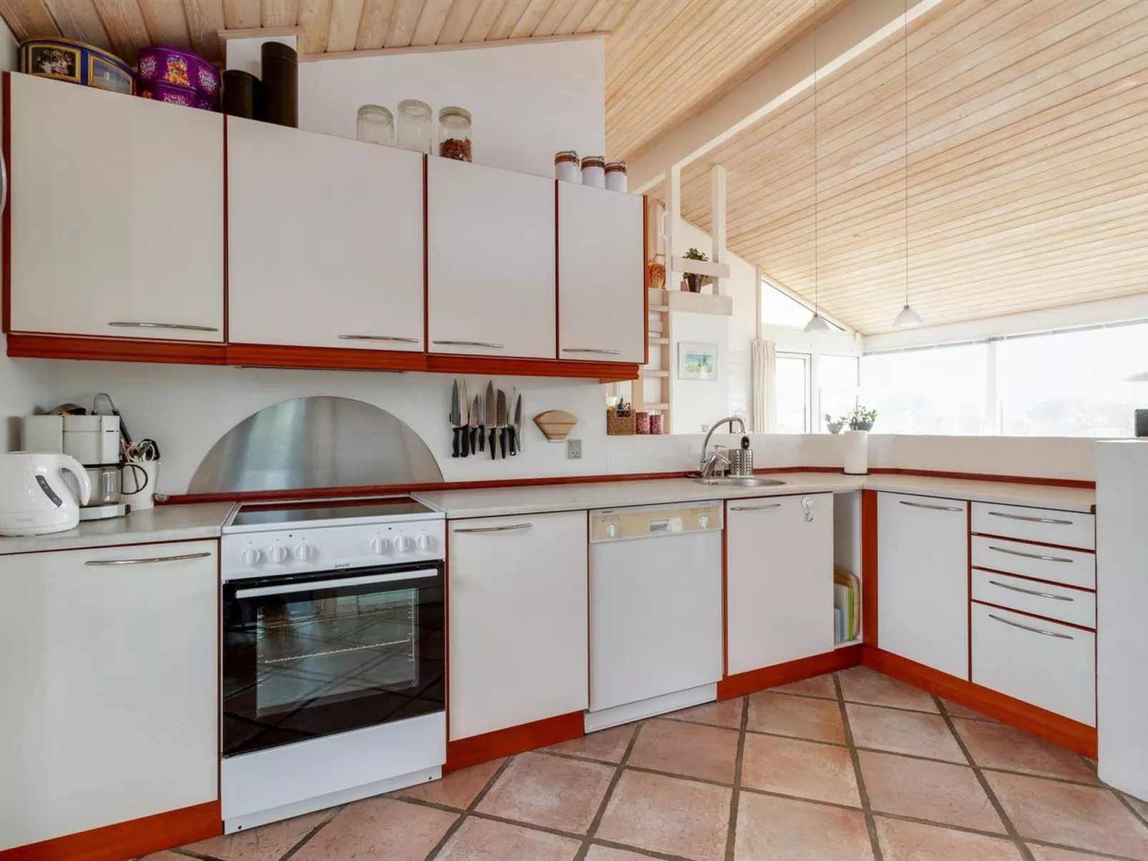 "Ofrath" - 350m from the sea-Inside