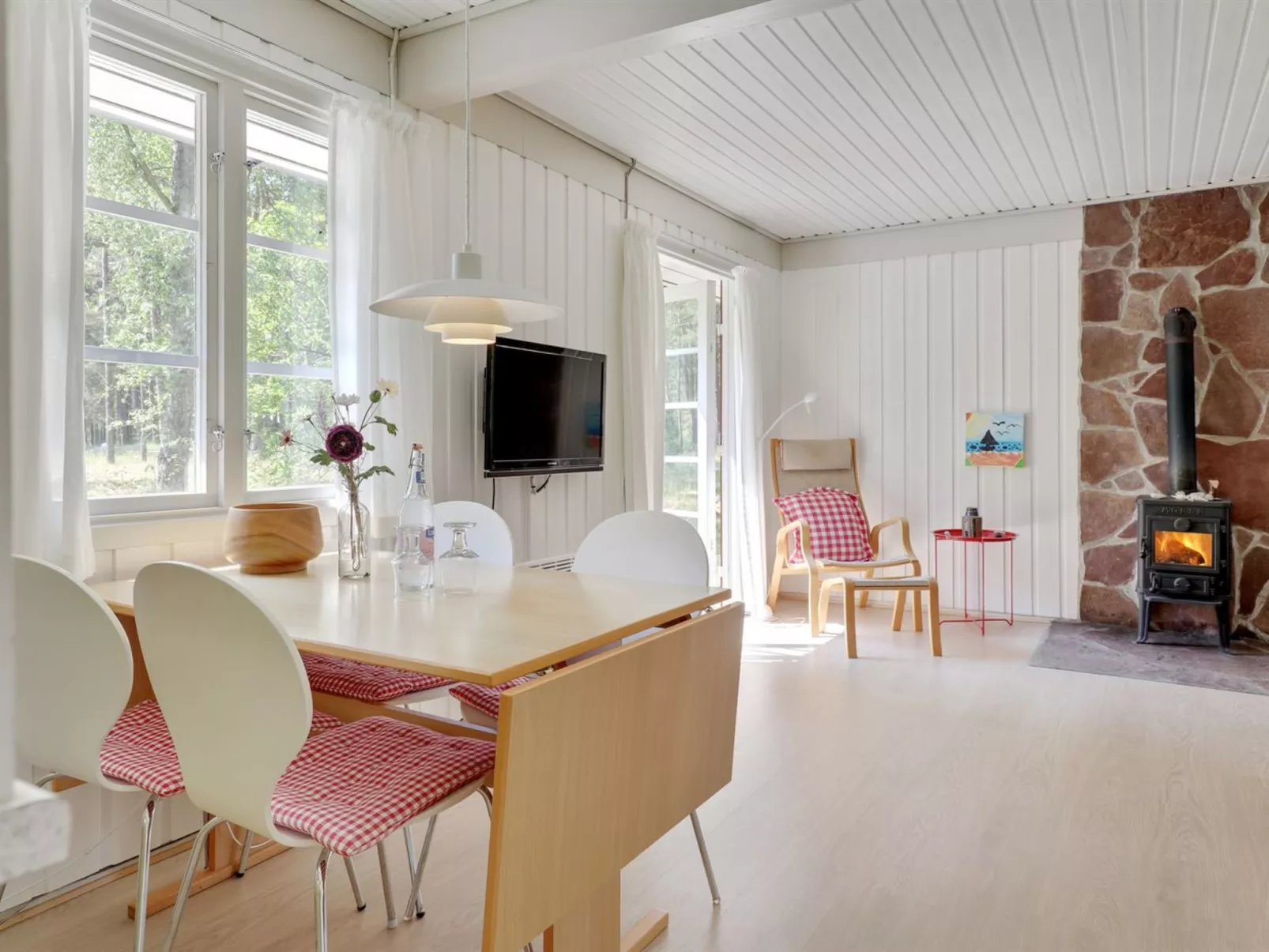 "Aave" - 800m from the sea-Inside