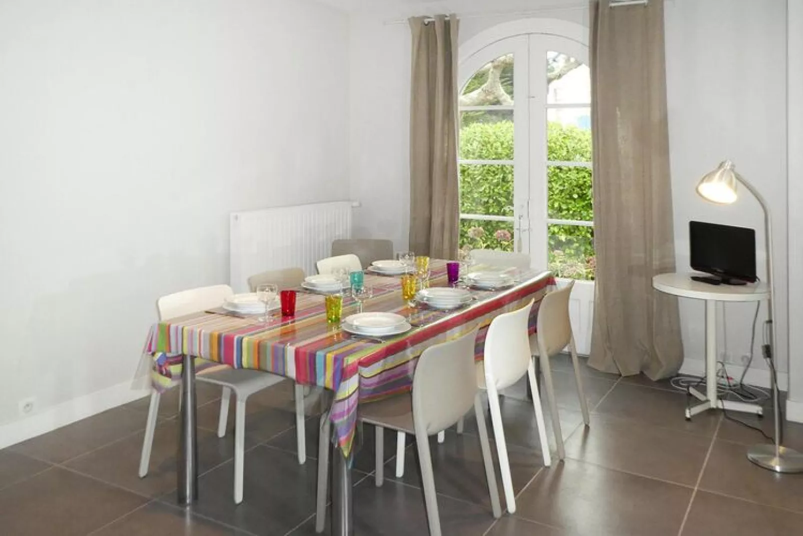 Semi-detached house Carnac-Dining room
